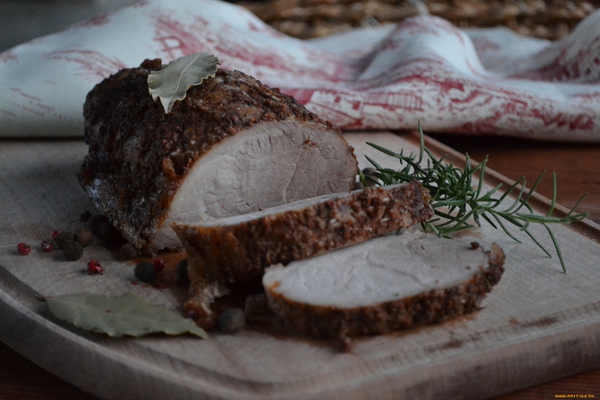 еда, мясные, блюда, запеченное, мясо, зелень, перец, лавровый, лист