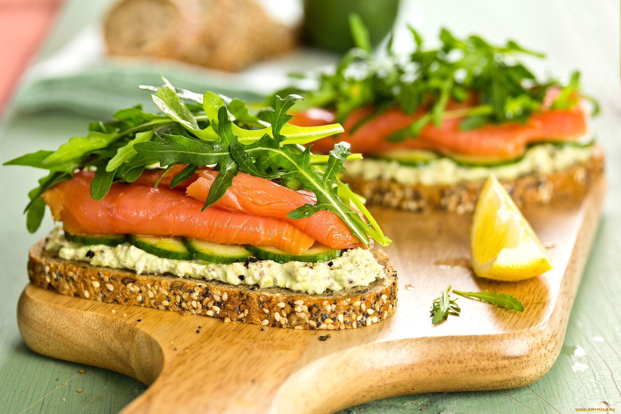 еда, бутерброды, гамбургеры, канапе, хлеб, песто, лосось, руккола