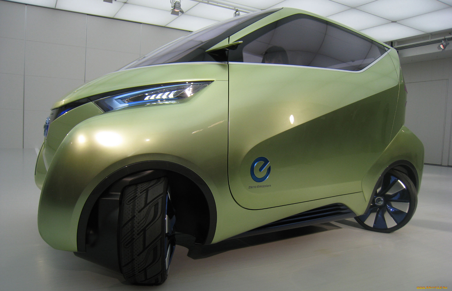 nissan, pivo3, electric, concept, автомобили, выставки, и, уличные, фото, выставка, concept, electric, pivo3, nissan, автосалон
