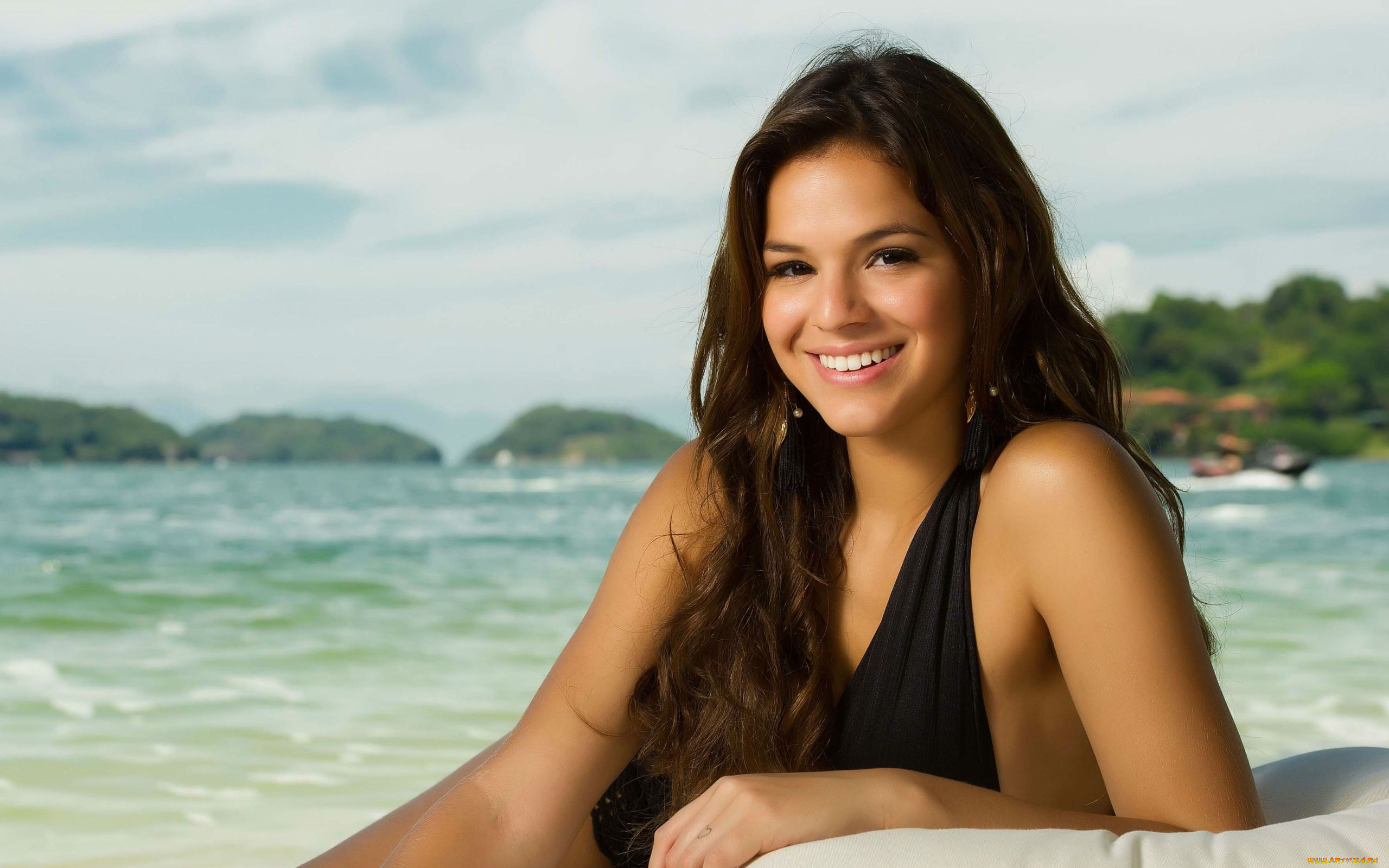 bruna, marquezine, девушки, bruna, marquezine, девушка, модель, брюнетка, красотка, поза, актриса, причёска, макияж