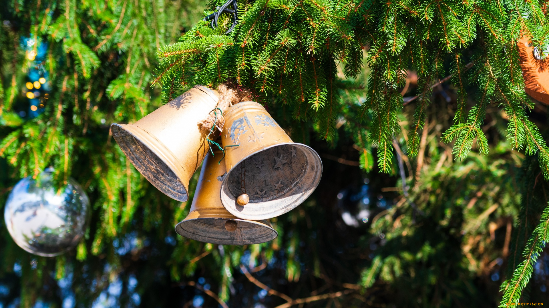 праздничные, колокольчики