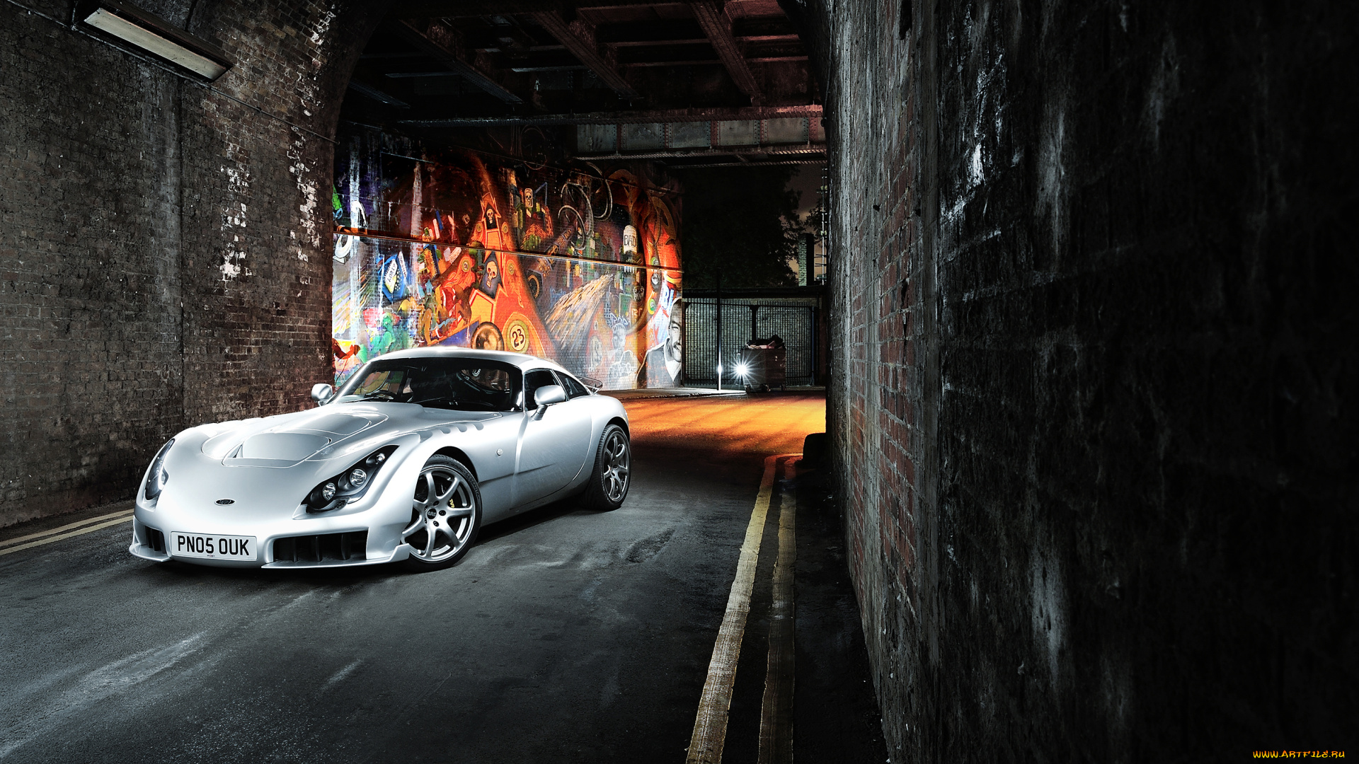 автомобили, tvr