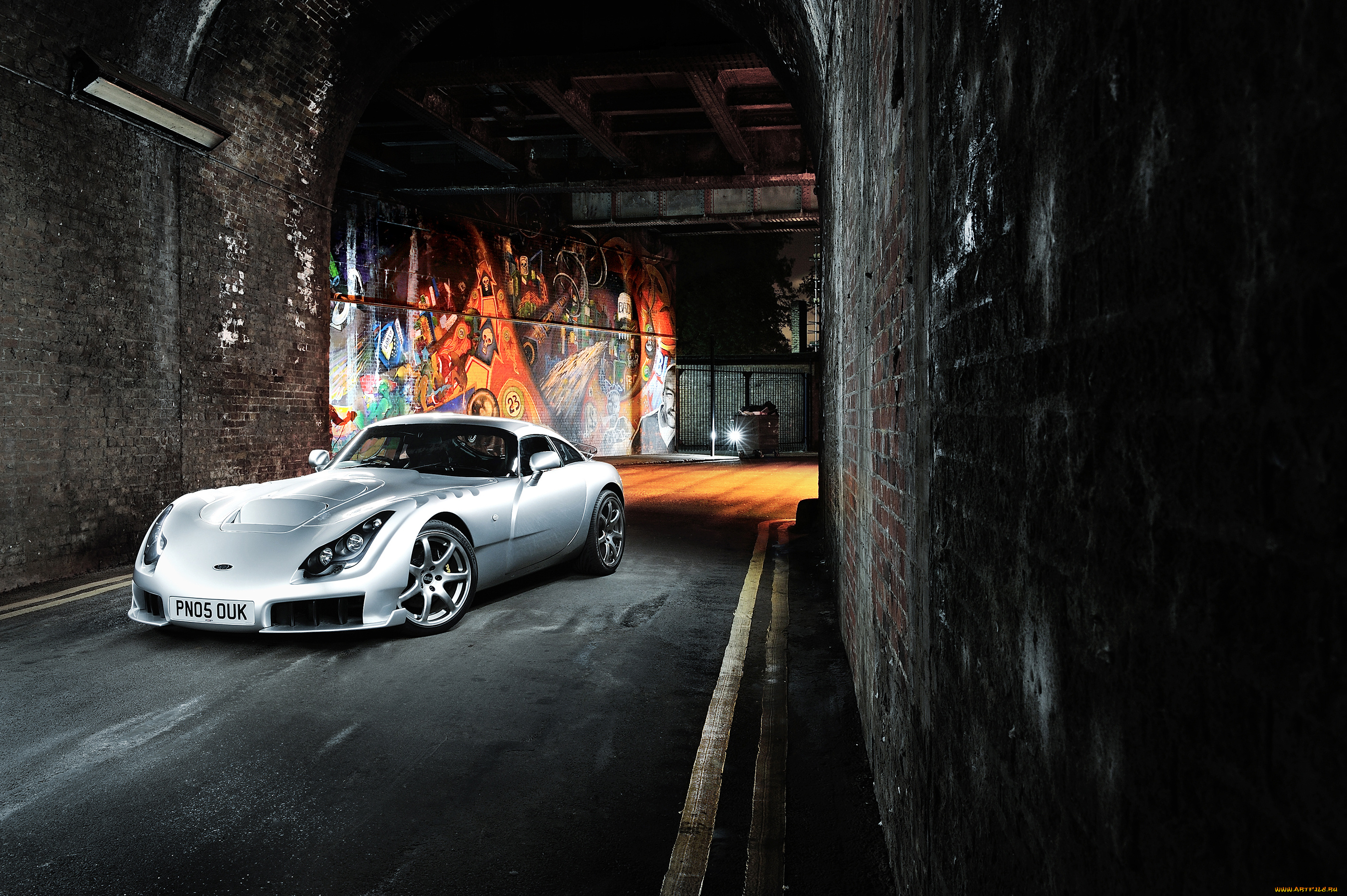 автомобили, tvr