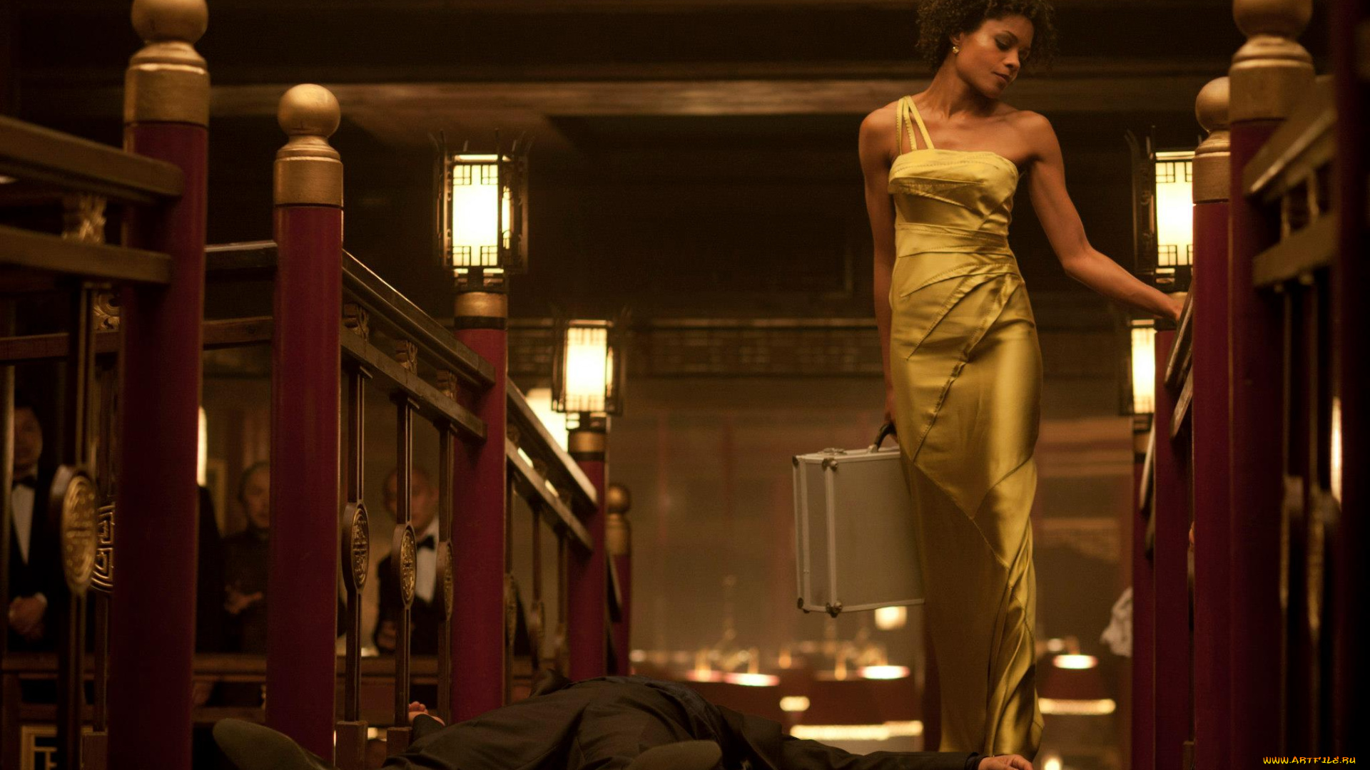 кино, фильмы, 007, , skyfall, девушка, чемодан, труп