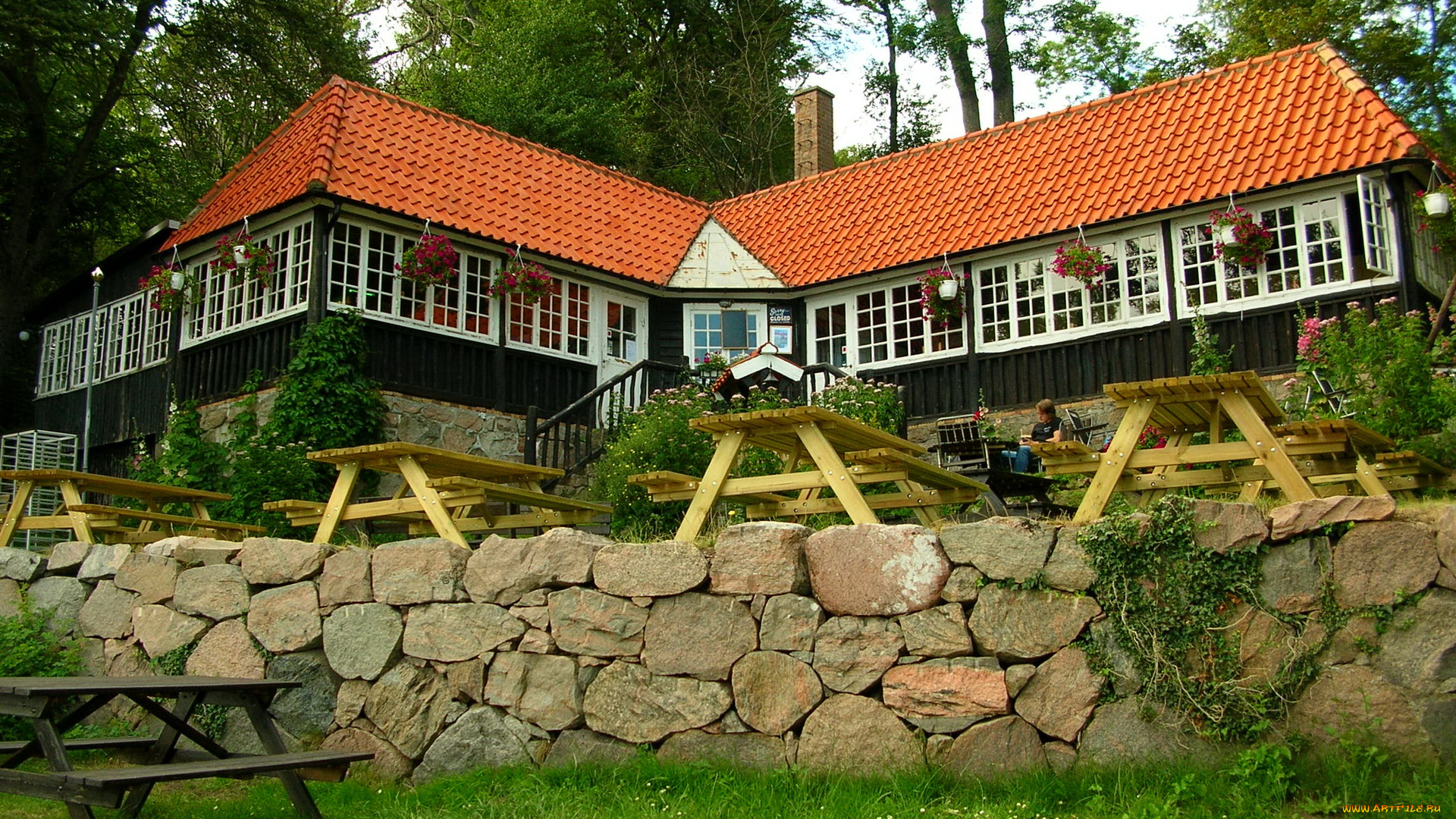 швеция, hоganаs, города, здания, дома, дом, кафе, столики, лес, цветники