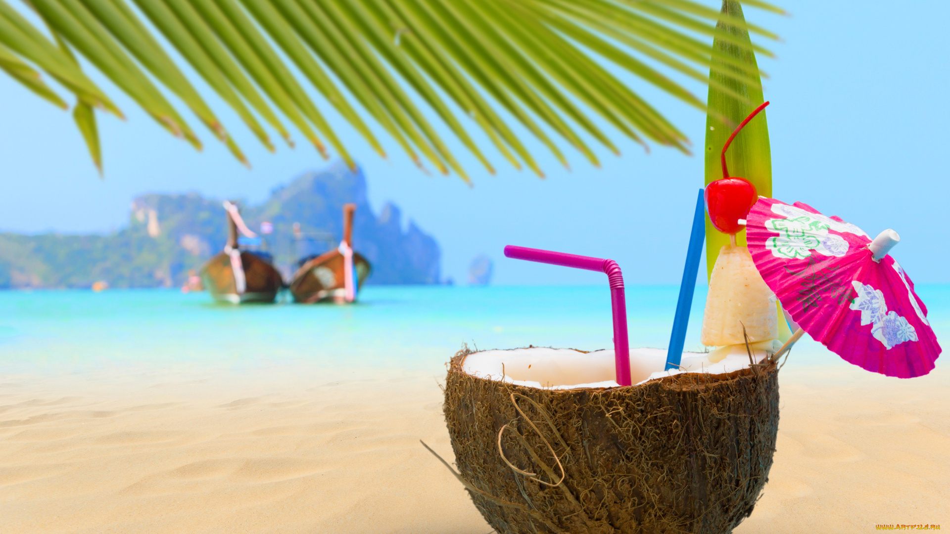 еда, напитки, , коктейль, тропик, море, лодки, пляж, пальмы, коктейль, трубочки, зонтик