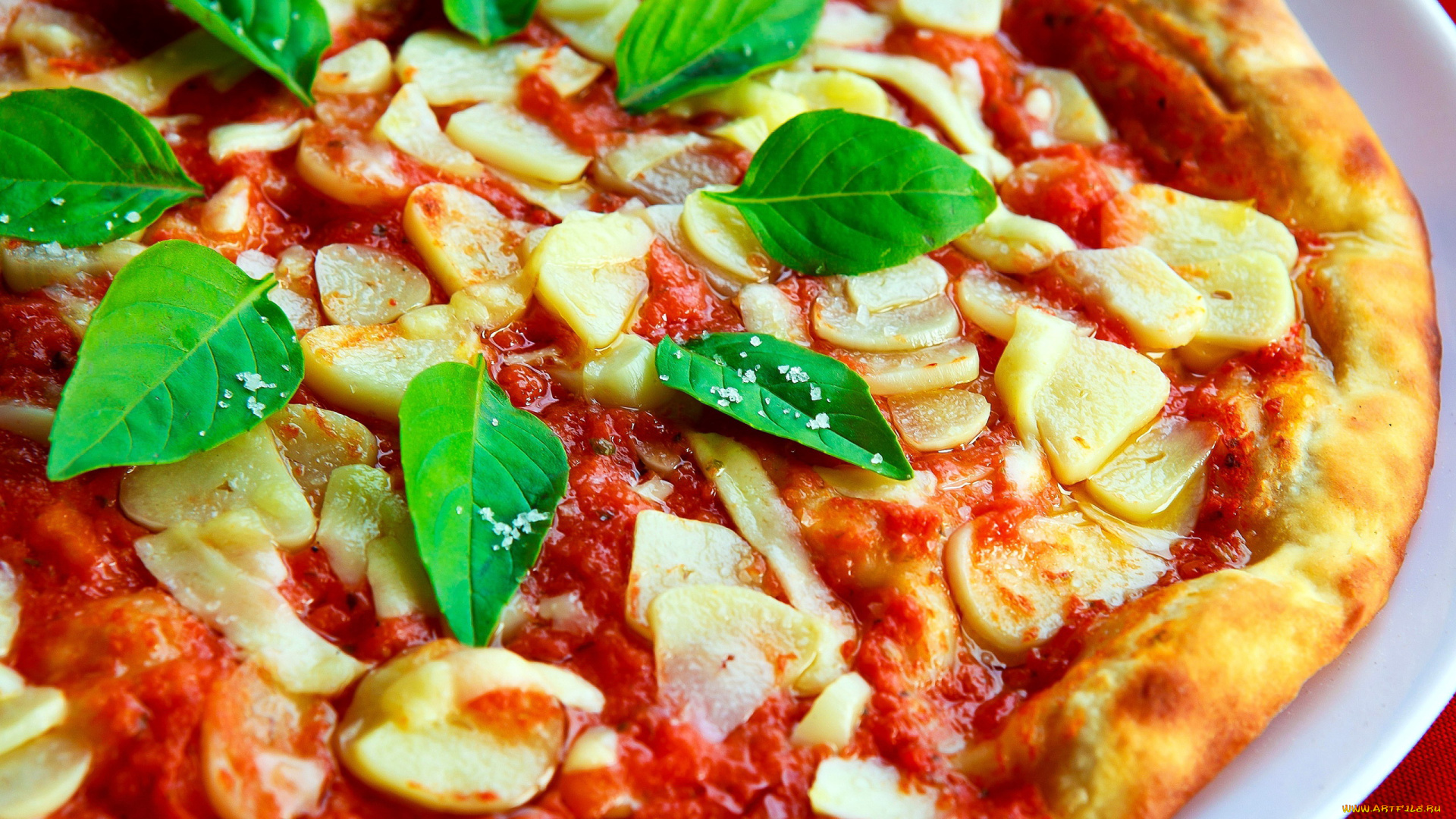 еда, пицца, кетчуп, чеснок, базилик