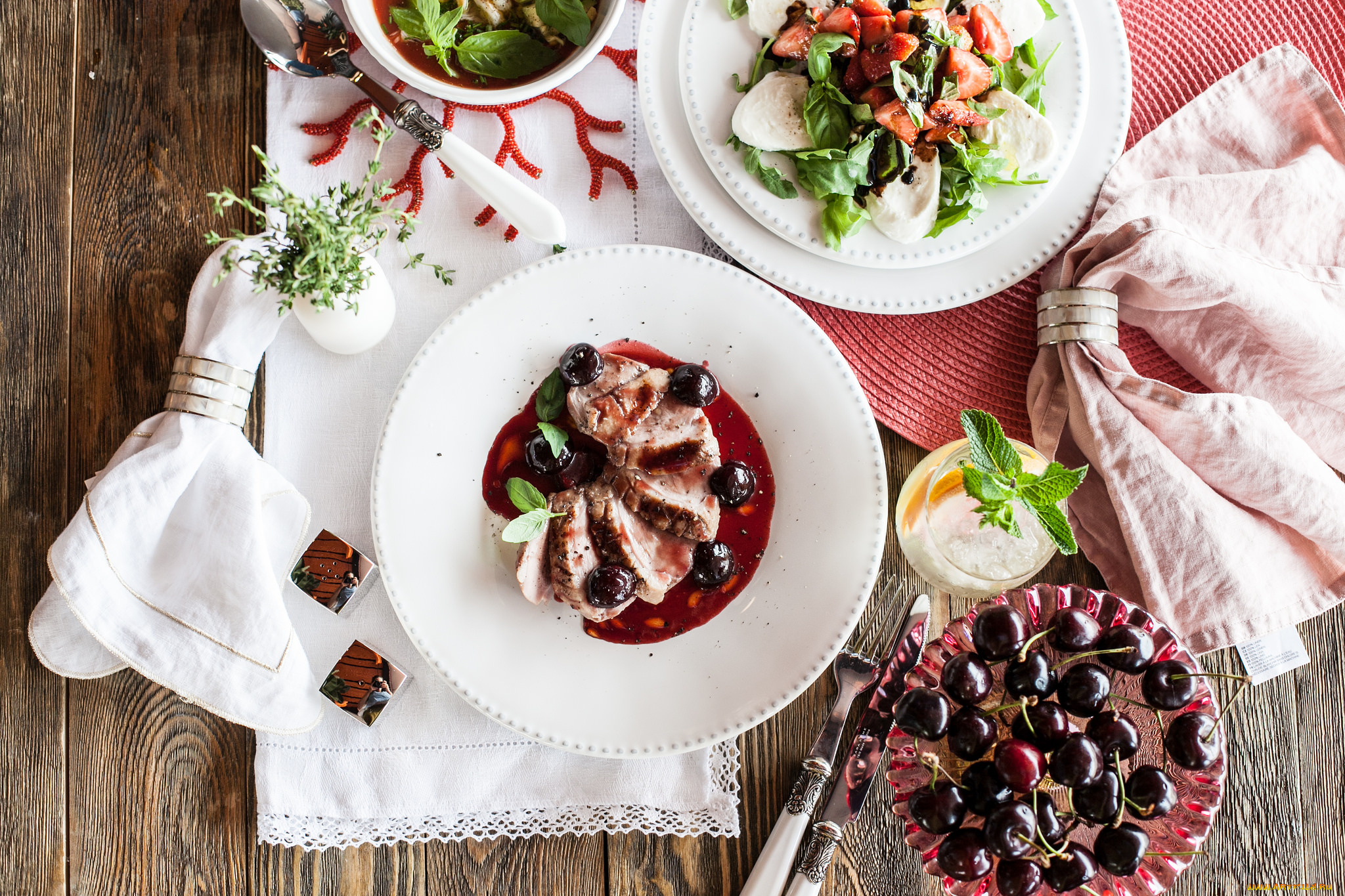 еда, разное, пир, мясо, соус, вкусно, салат