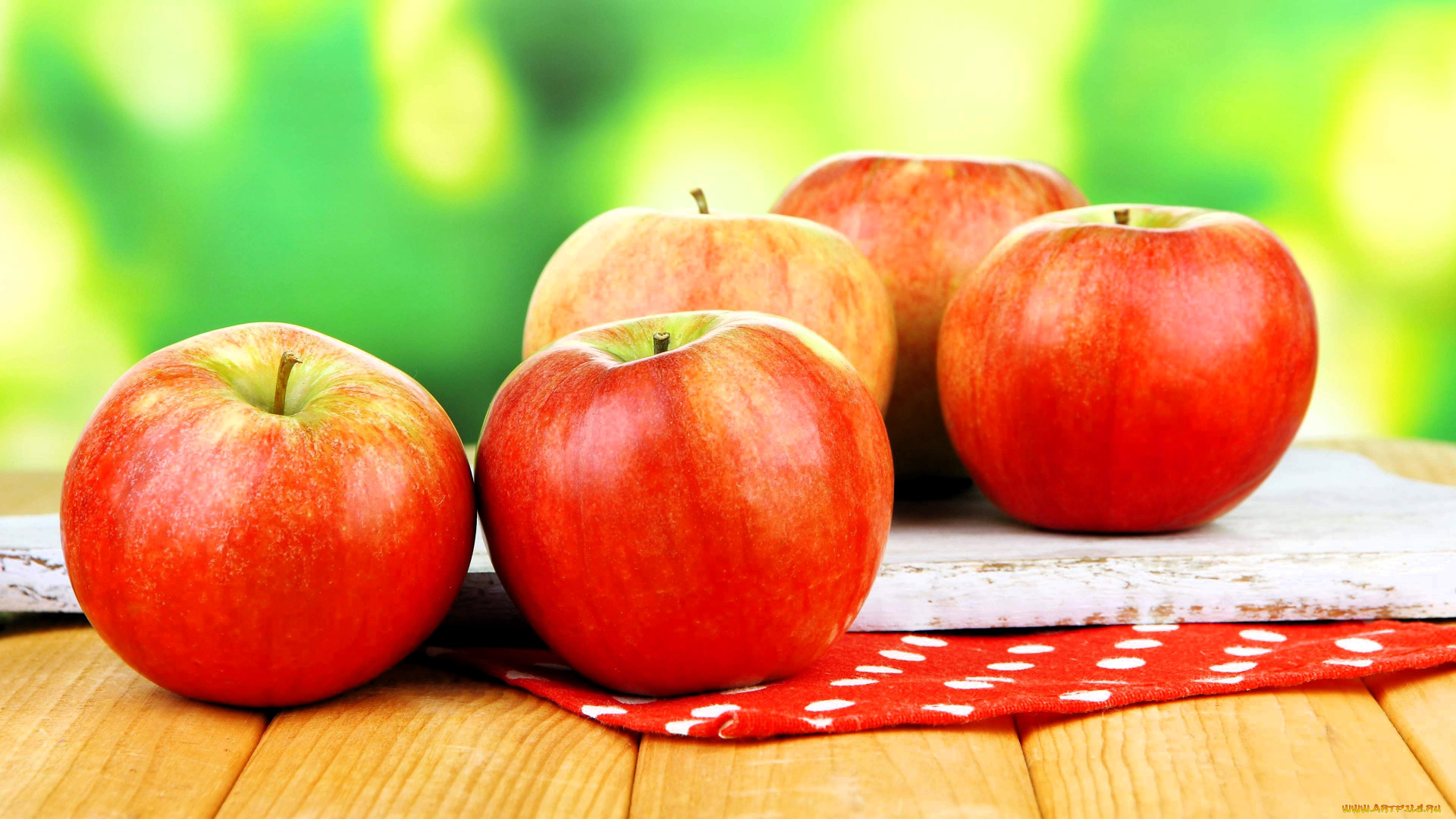 еда, яблоки, красные, салфетка, досточка, столешница