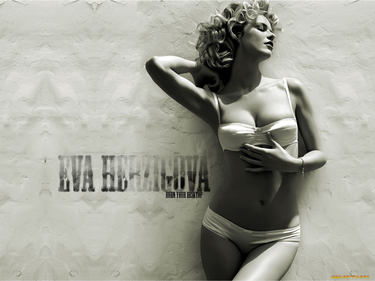 Eva, Herzigova, девушки