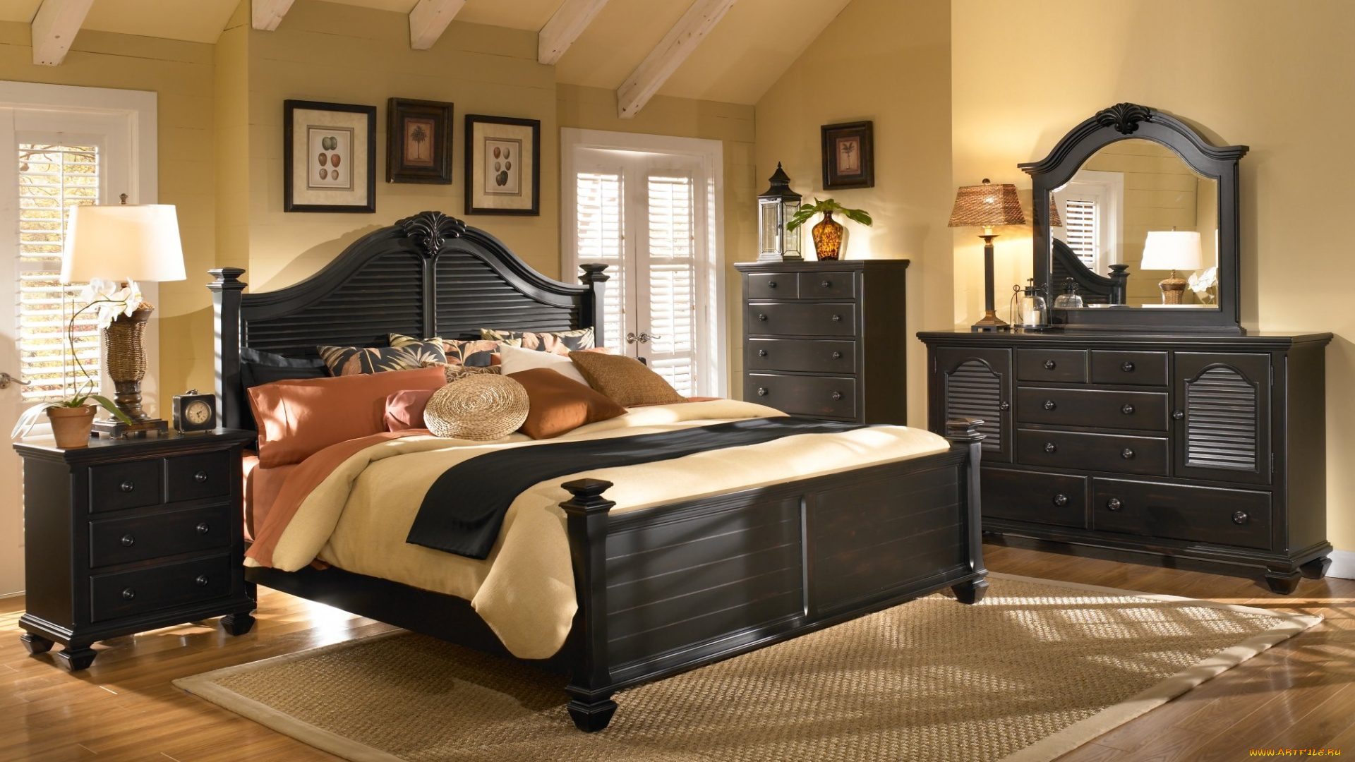 интерьер, спальня, подушки, картины, кровать