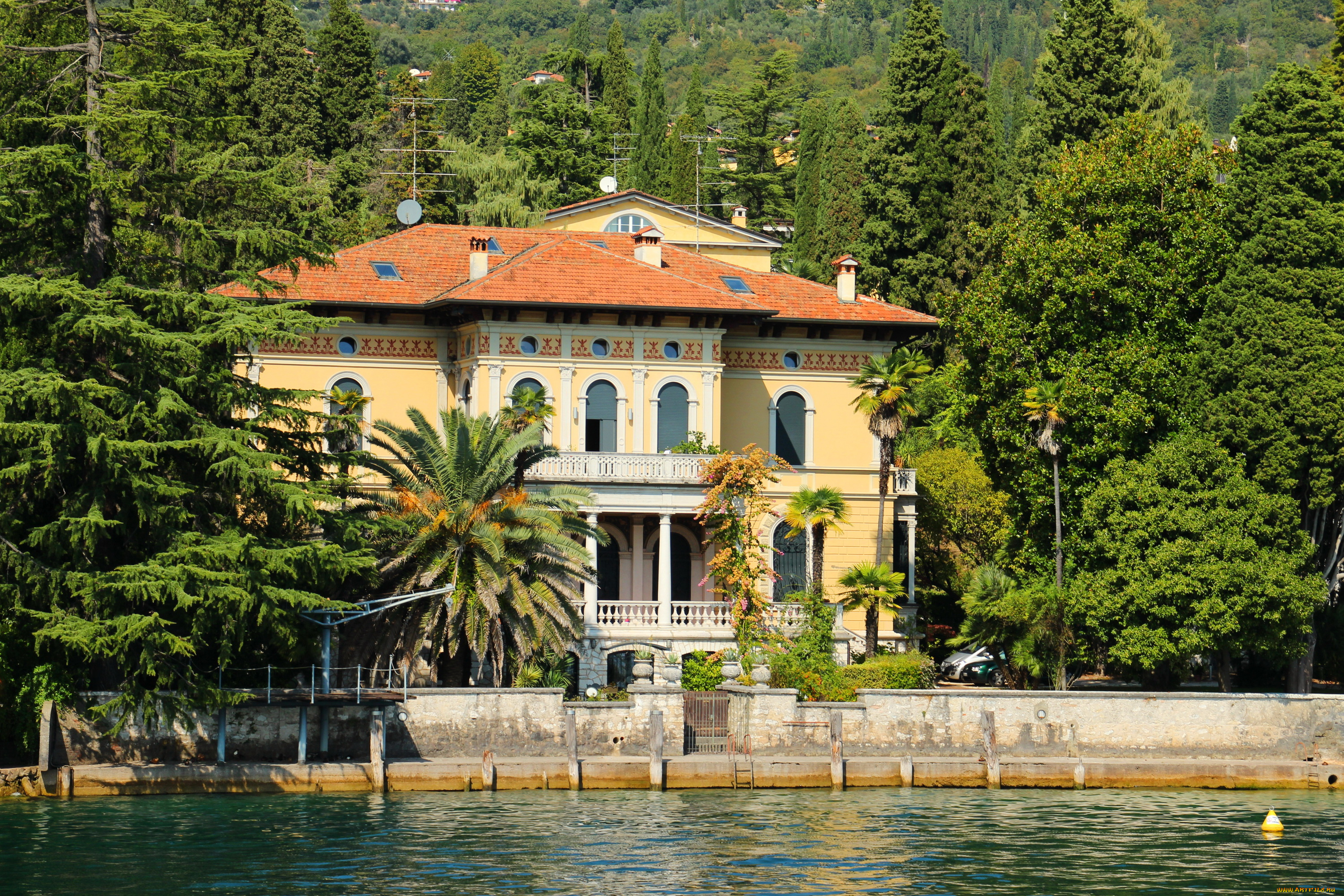 италия, , гардоне-ривьера, города, -, здания, , дома, река, особняк, гардоне-ривьера, италия, деревья