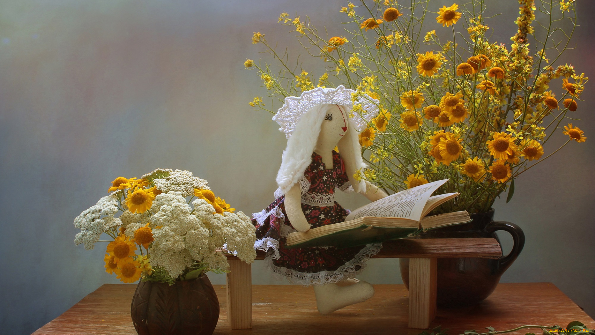 разное, игрушки, книга, июль, игрушка, тильда, зайка, натюрморт, лето, скамейка, полевые, цветы