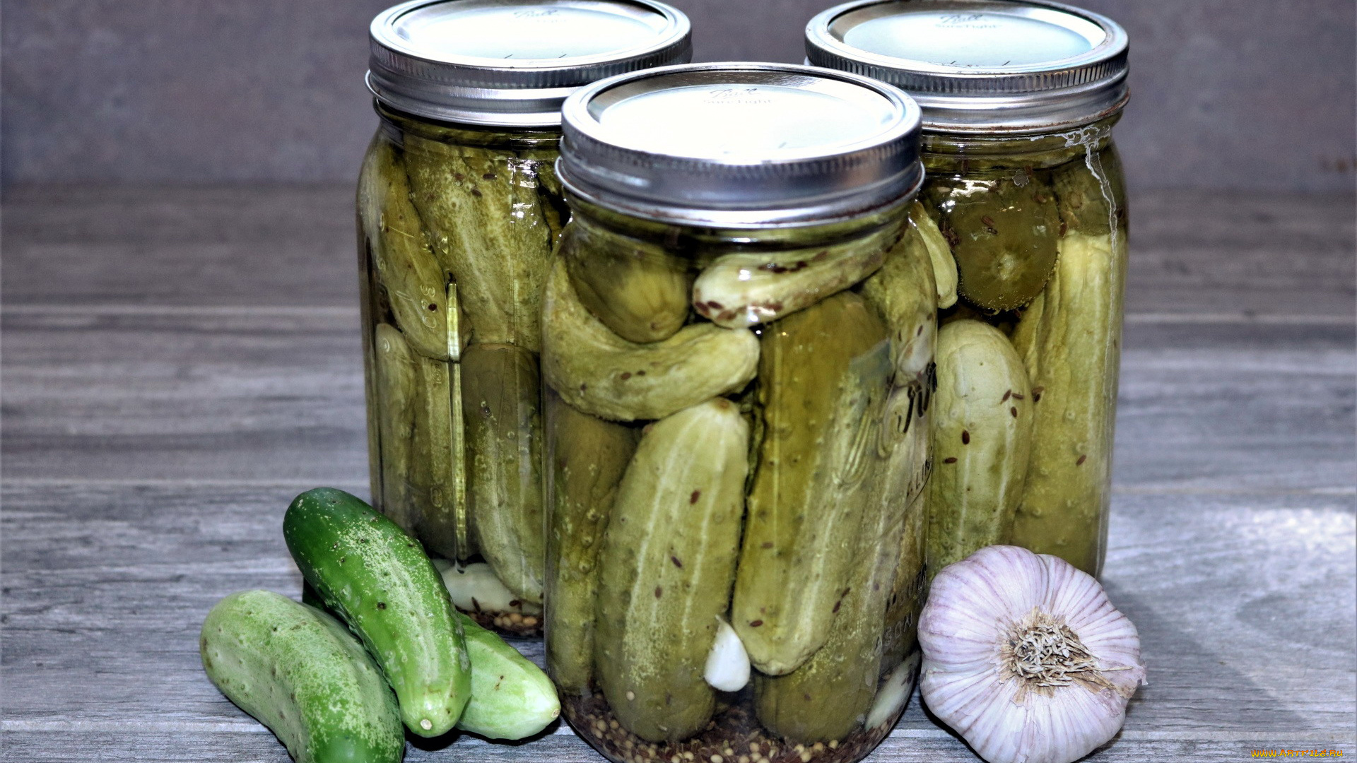 еда, консервация, маринованные, огурцы, чеснок
