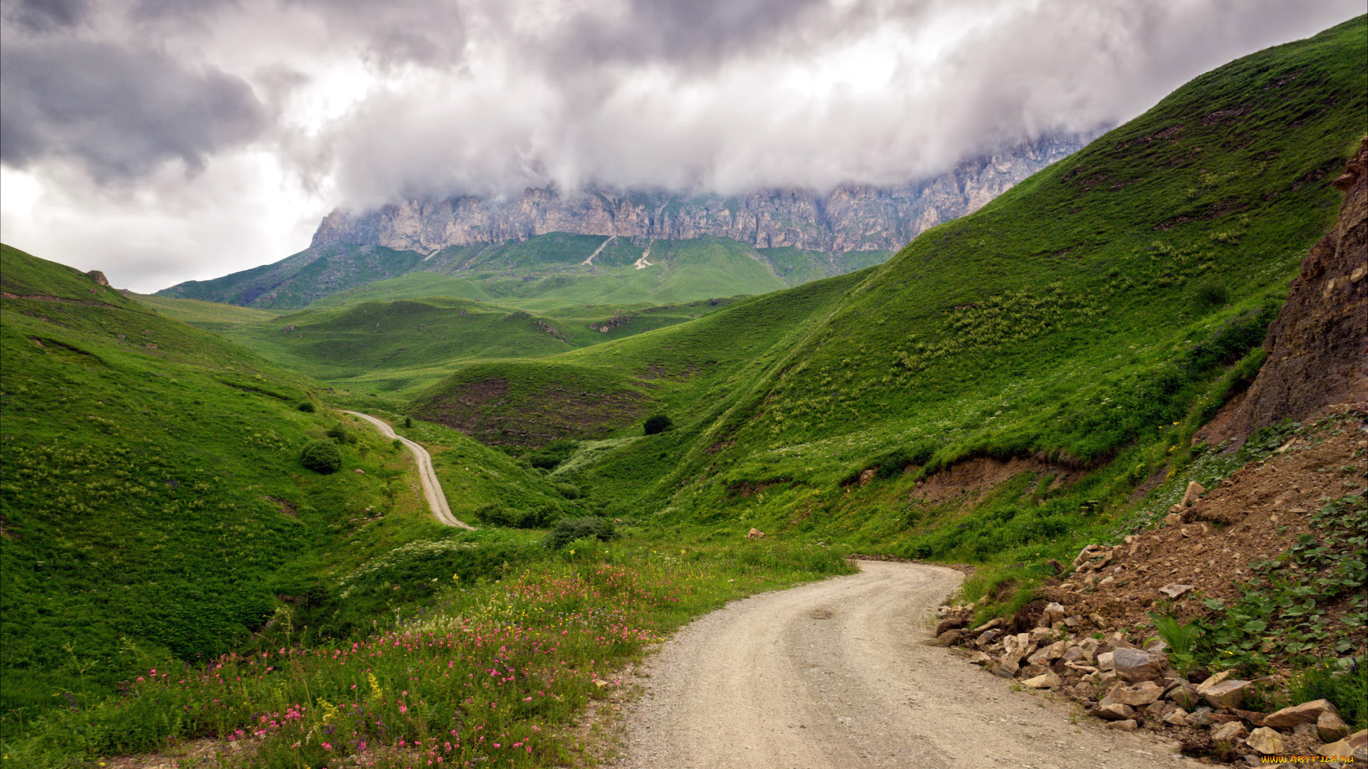 природа, дороги, горы, облака, дорога, камни