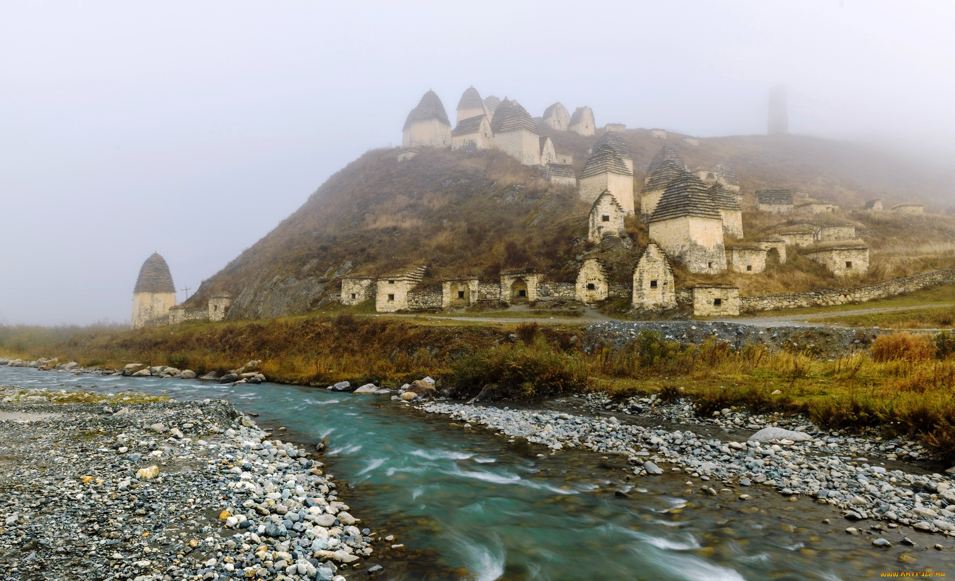 даргавс, , северная, осетия, —алания, города, -, пейзажи, туман, река, камни, горы, строения