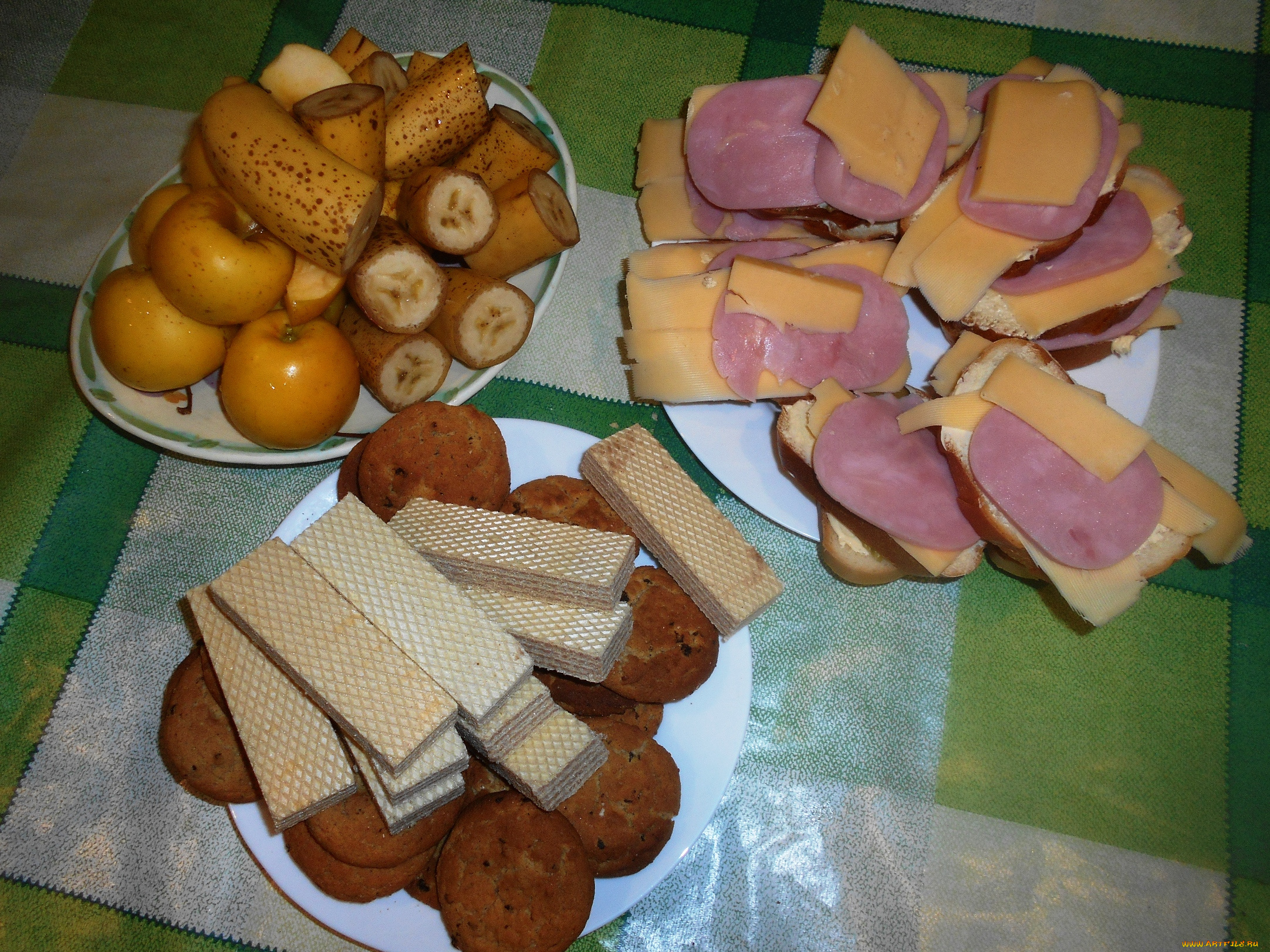 еда, бутерброды, , гамбургеры, , канапе, печенье, вафли, бананы, яблоки, сыр, колбаса, хлеб