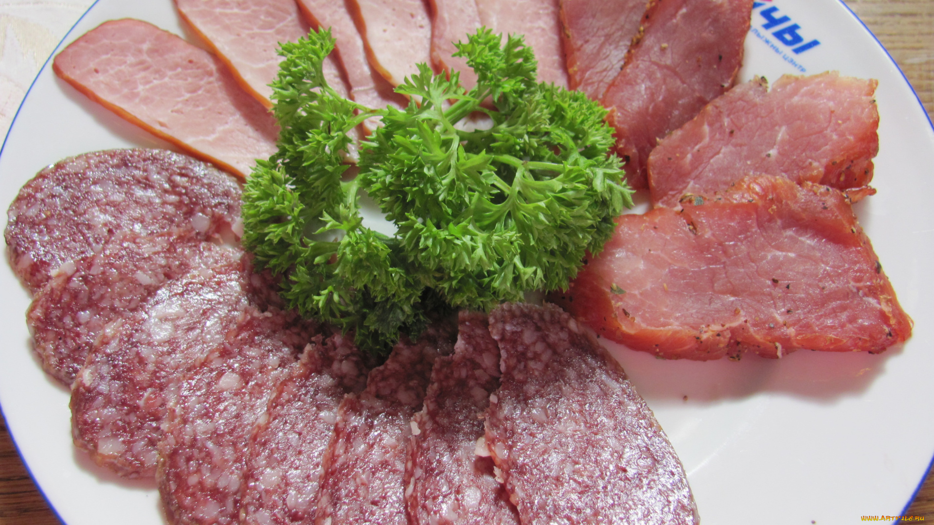 еда, колбасные, изделия, колбаса, тарелка, петрушка, ветчина, мясо