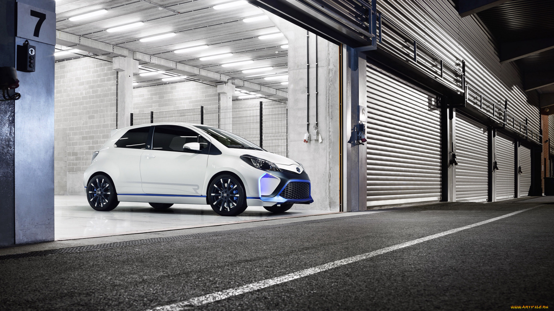 автомобили, toyota, yaris-r, hybrid