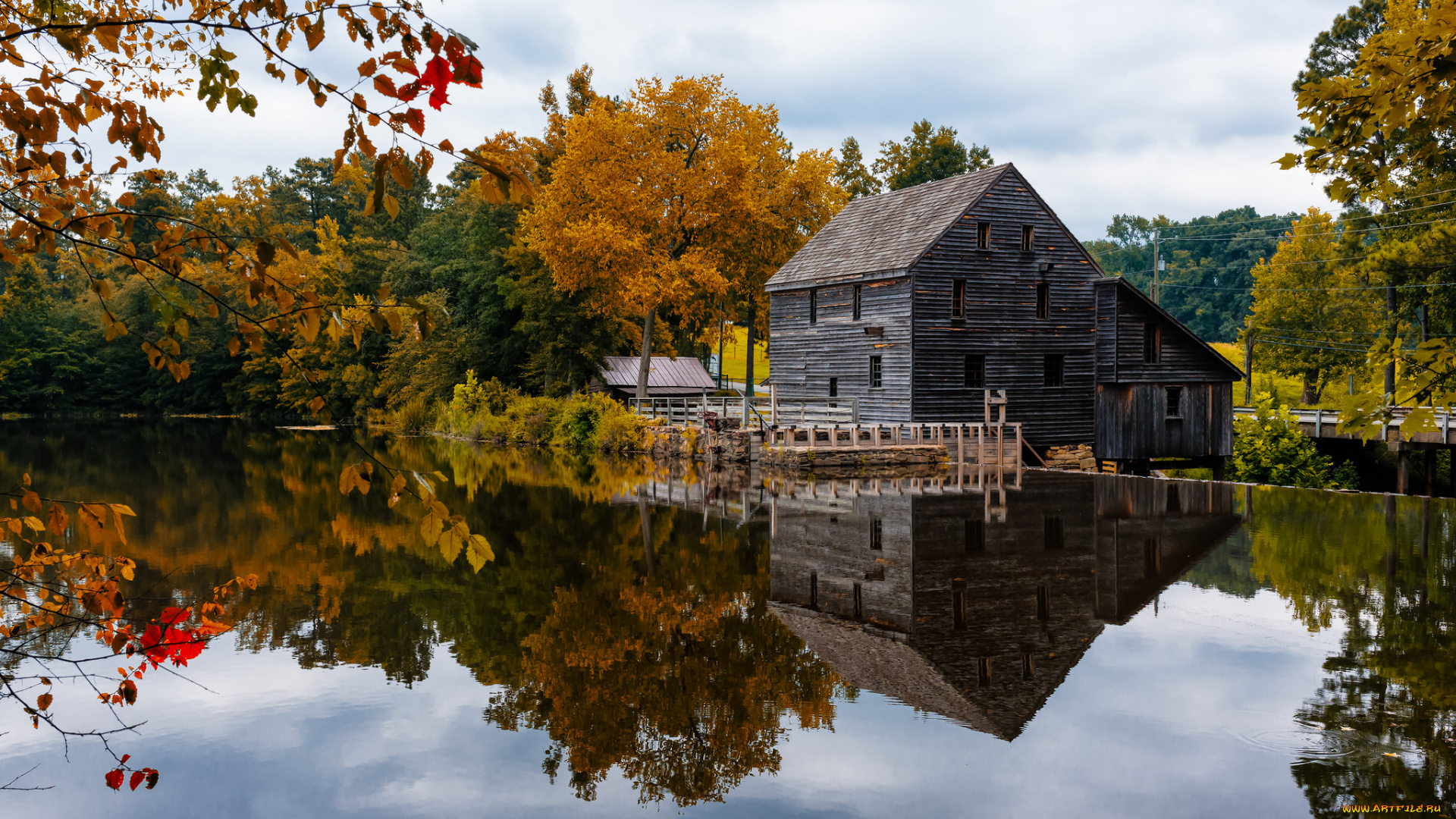 разное, сооружения, , постройки, озеро, дом, строение, природа, пейзаж, деревья, осень