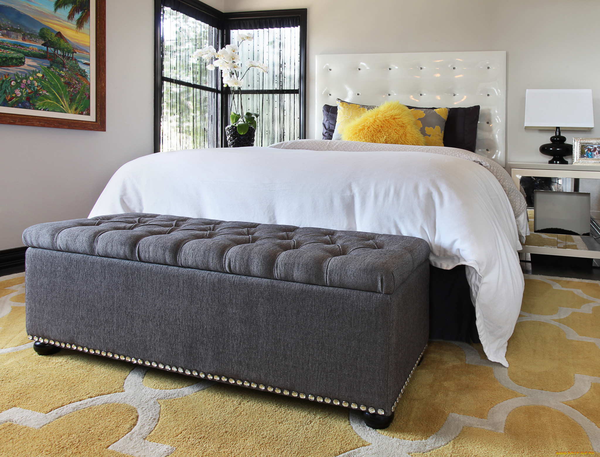 интерьер, спальня, подушки, люстра, светильник, стиль