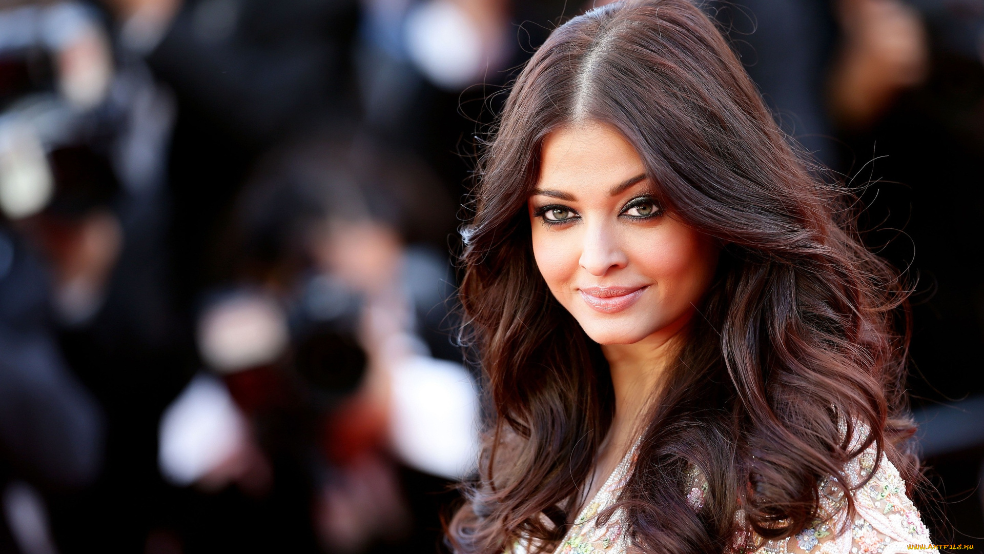 девушки, aishwarya, rai, канны, актриса, модель, индианка, улыбка, аишвария, рай