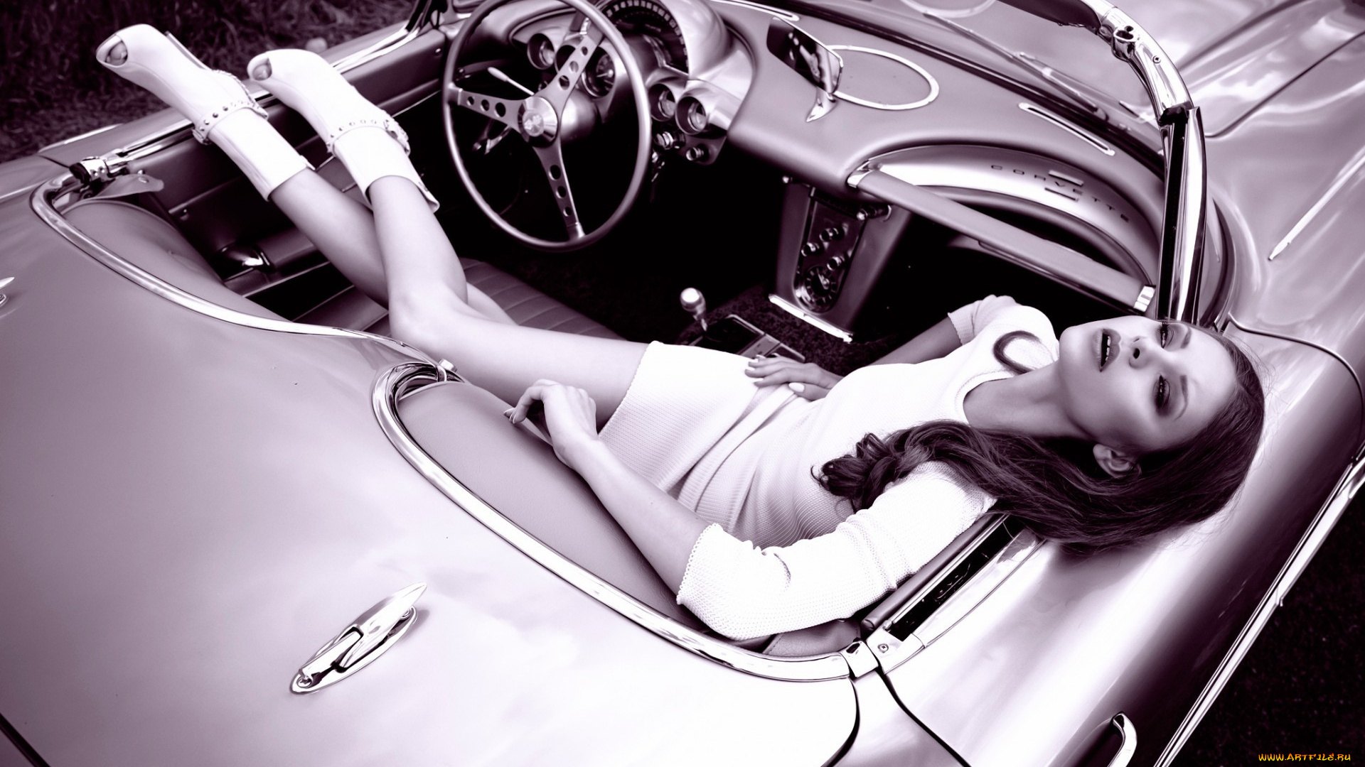 автомобили, -авто, с, девушками, женщины, с, автомобилями, монохромное, белое, платье, классический, автомобиль, длинные, волосы, корвет, чувственный, взгляд, ноги, салон, открытый, рот
