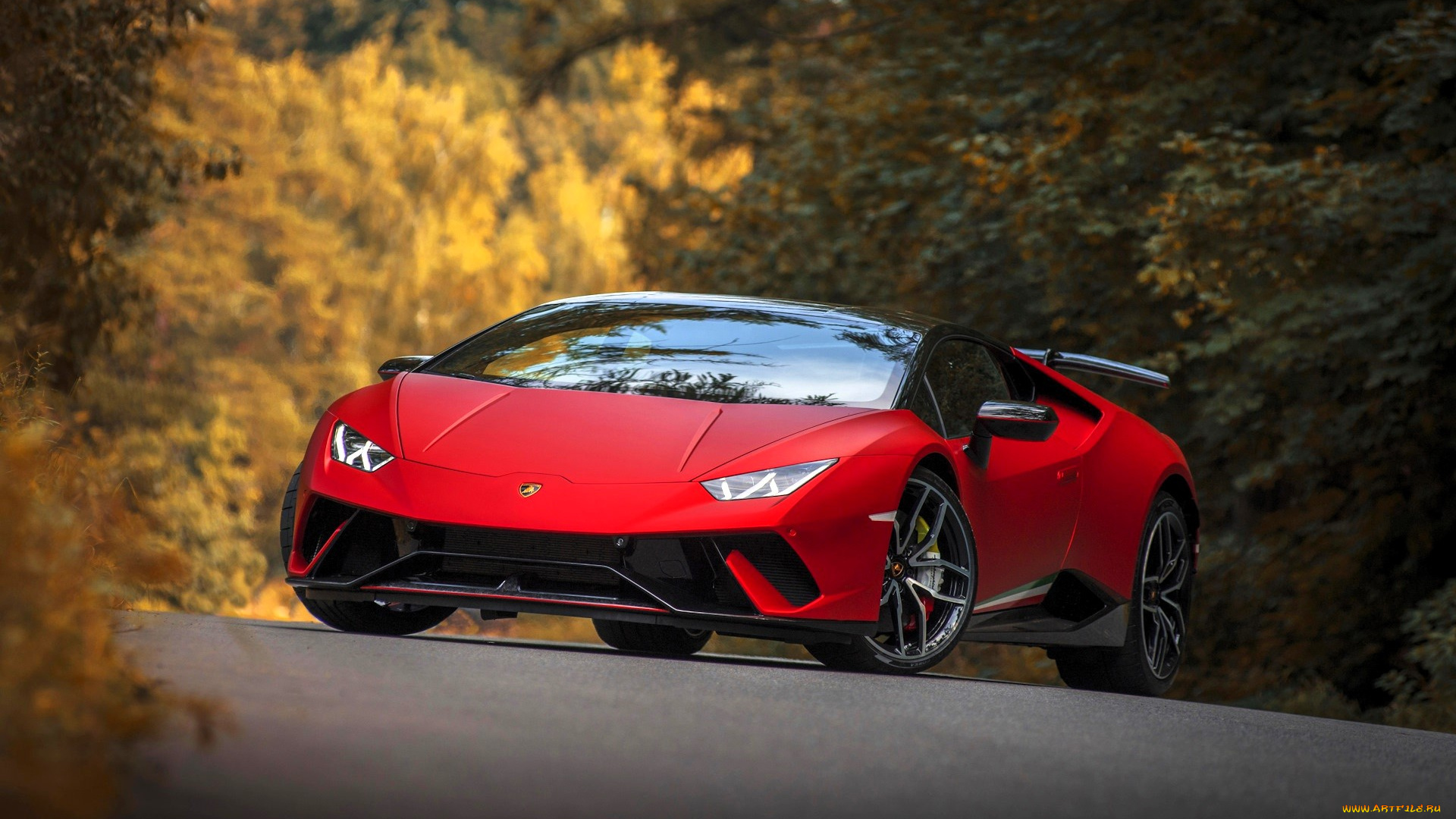 lambordgini, huracan, автомобили, lamborghini, красный, дорога, лес, деревья, осень