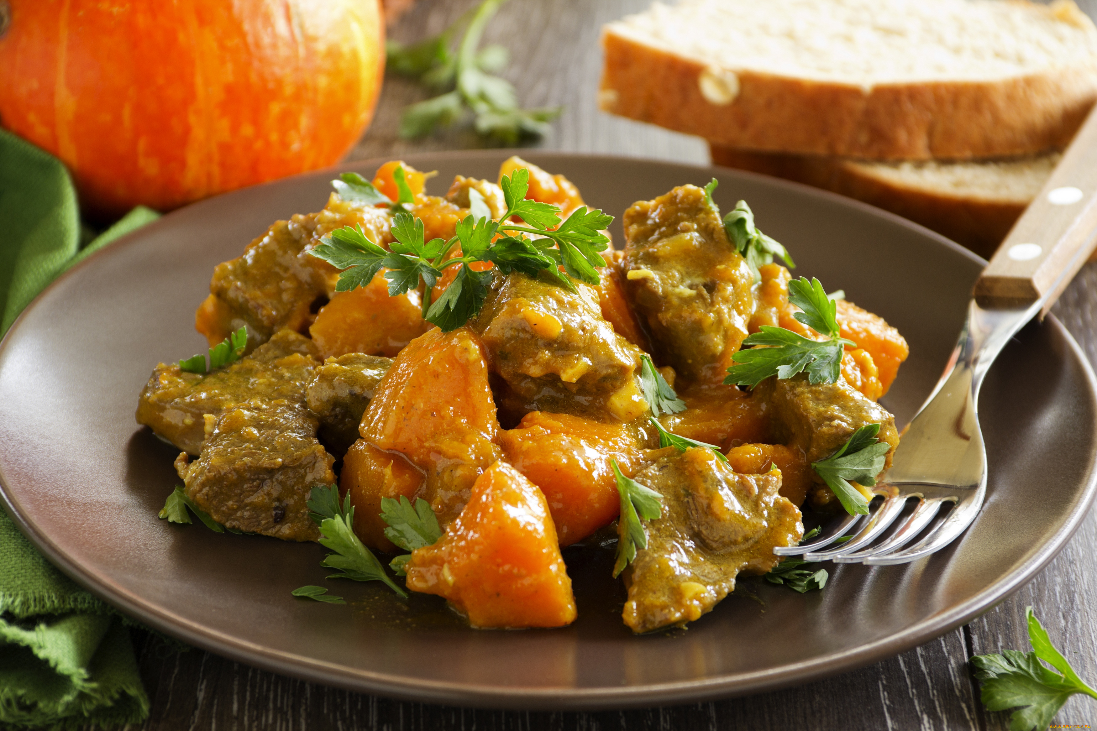 еда, вторые, блюда, жареное, кусочки, мясо, зелень