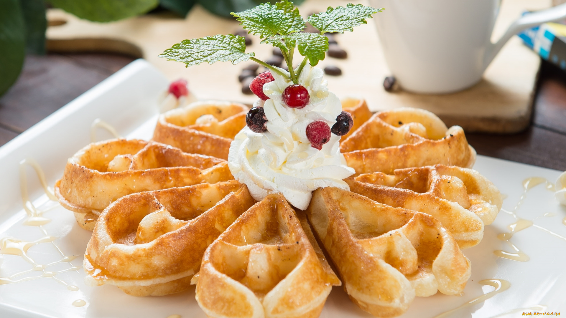еда, блины, , оладьи, вафли, крем, ягоды, десерт