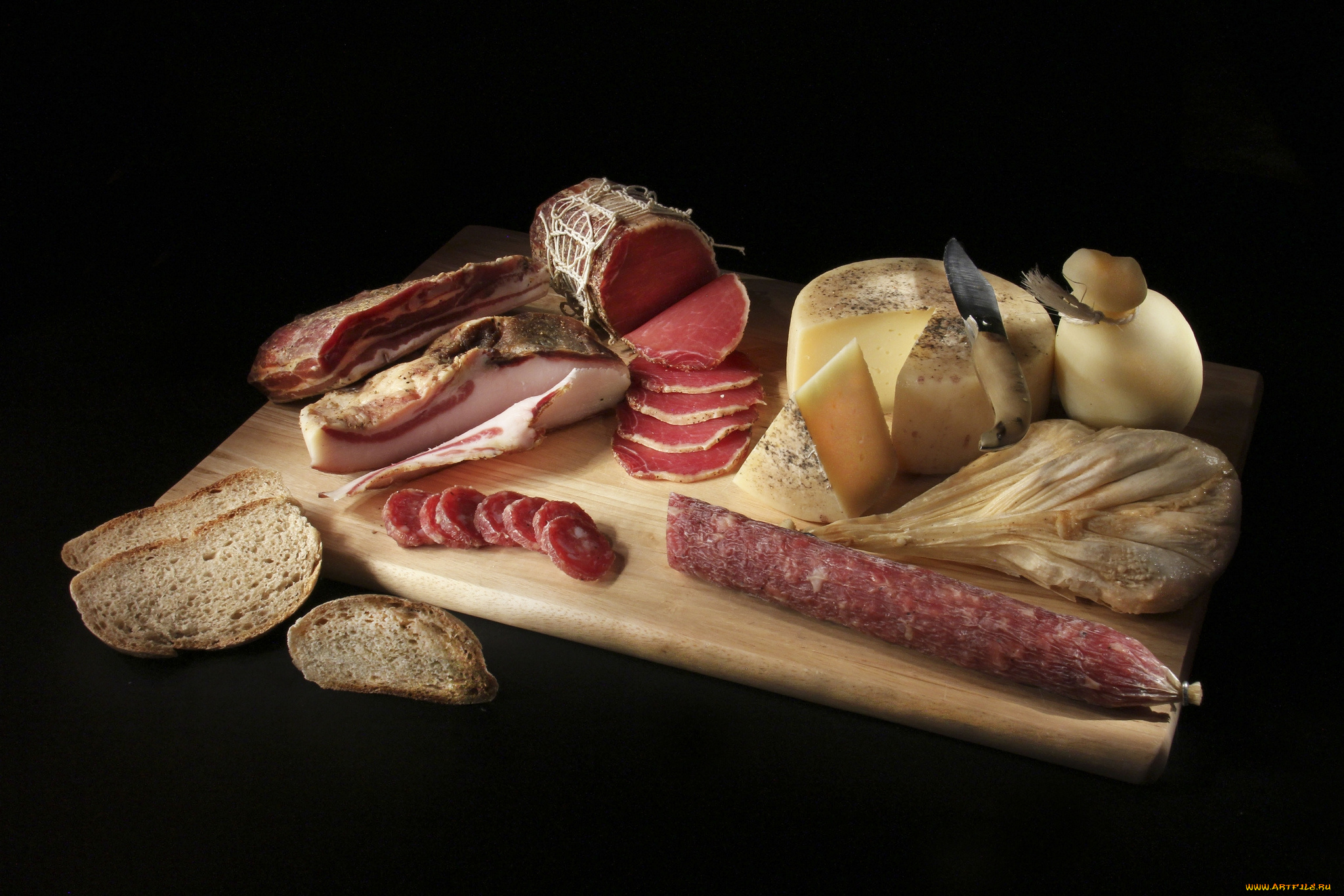 еда, натюрморт, ветчина, колбаса, сало, сыр, хлеб
