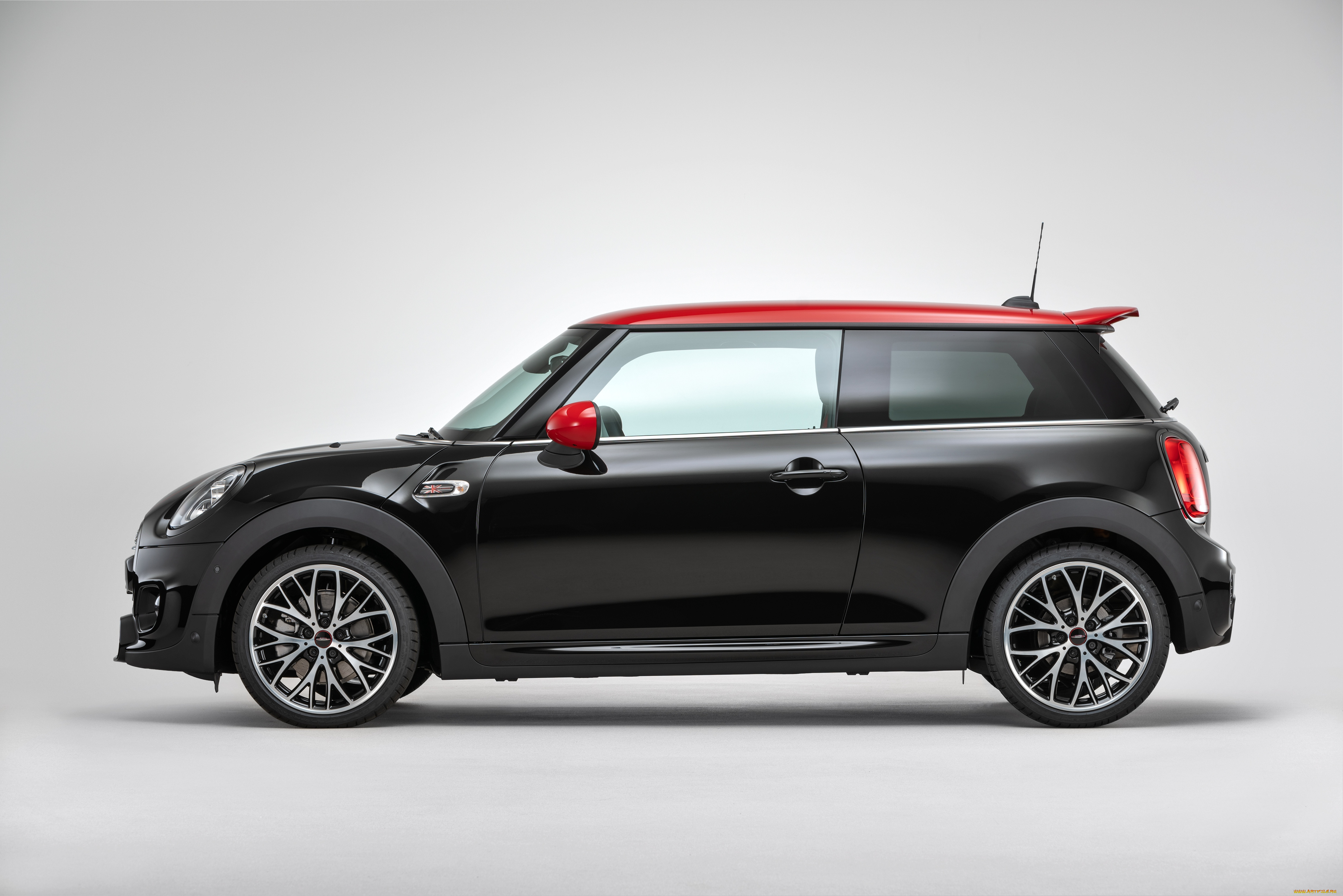 автомобили, mini