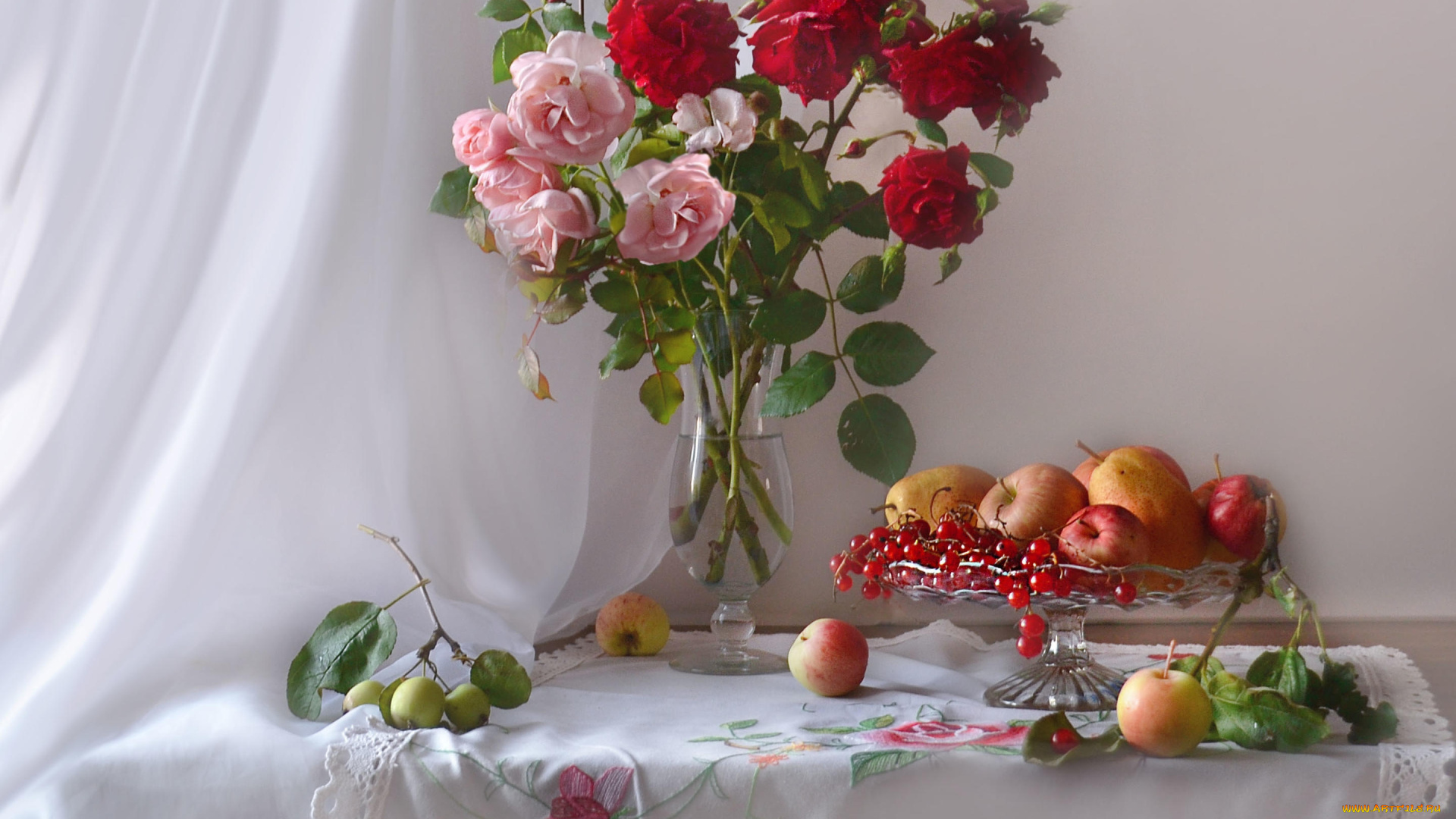 еда, натюрморт, розы, букет, яблоки, смородина