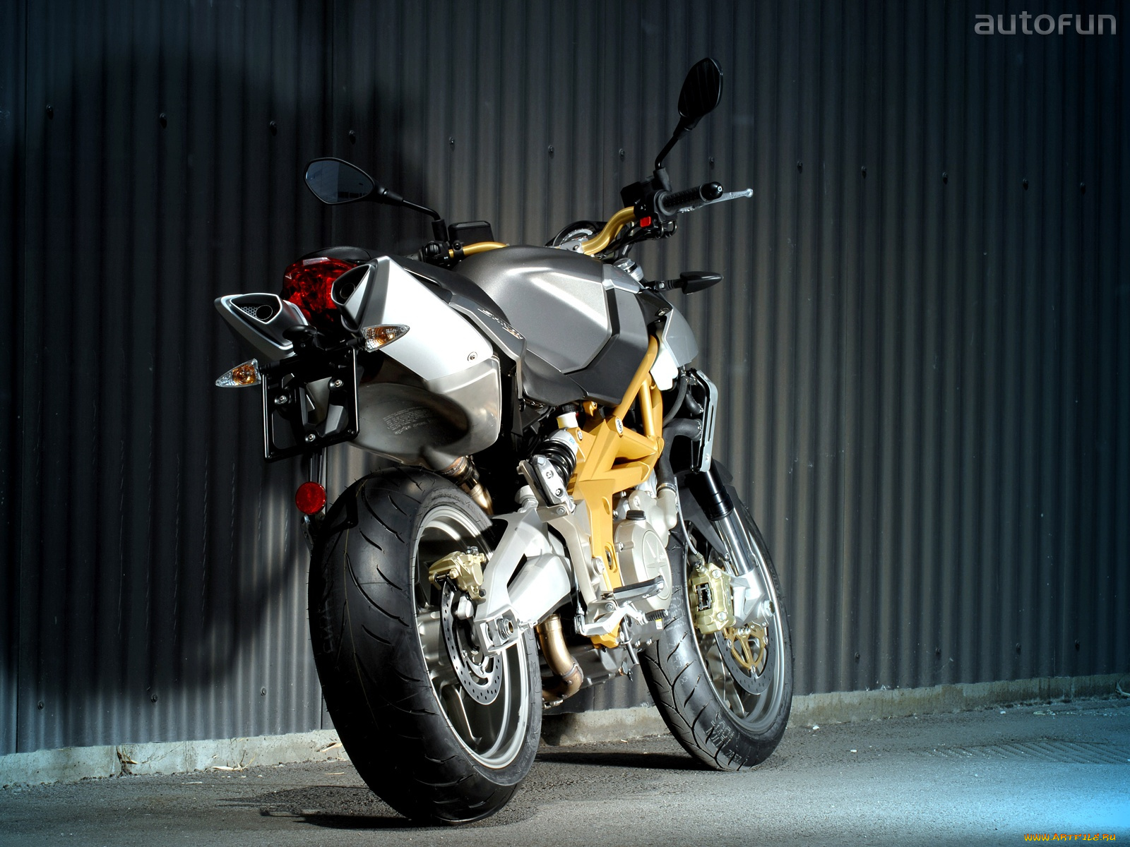 мотоциклы, aprilia