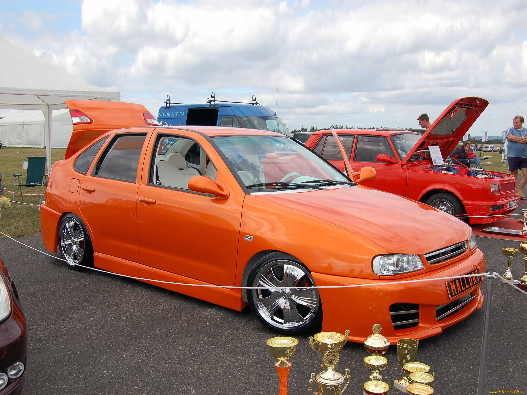 автомобили, seat