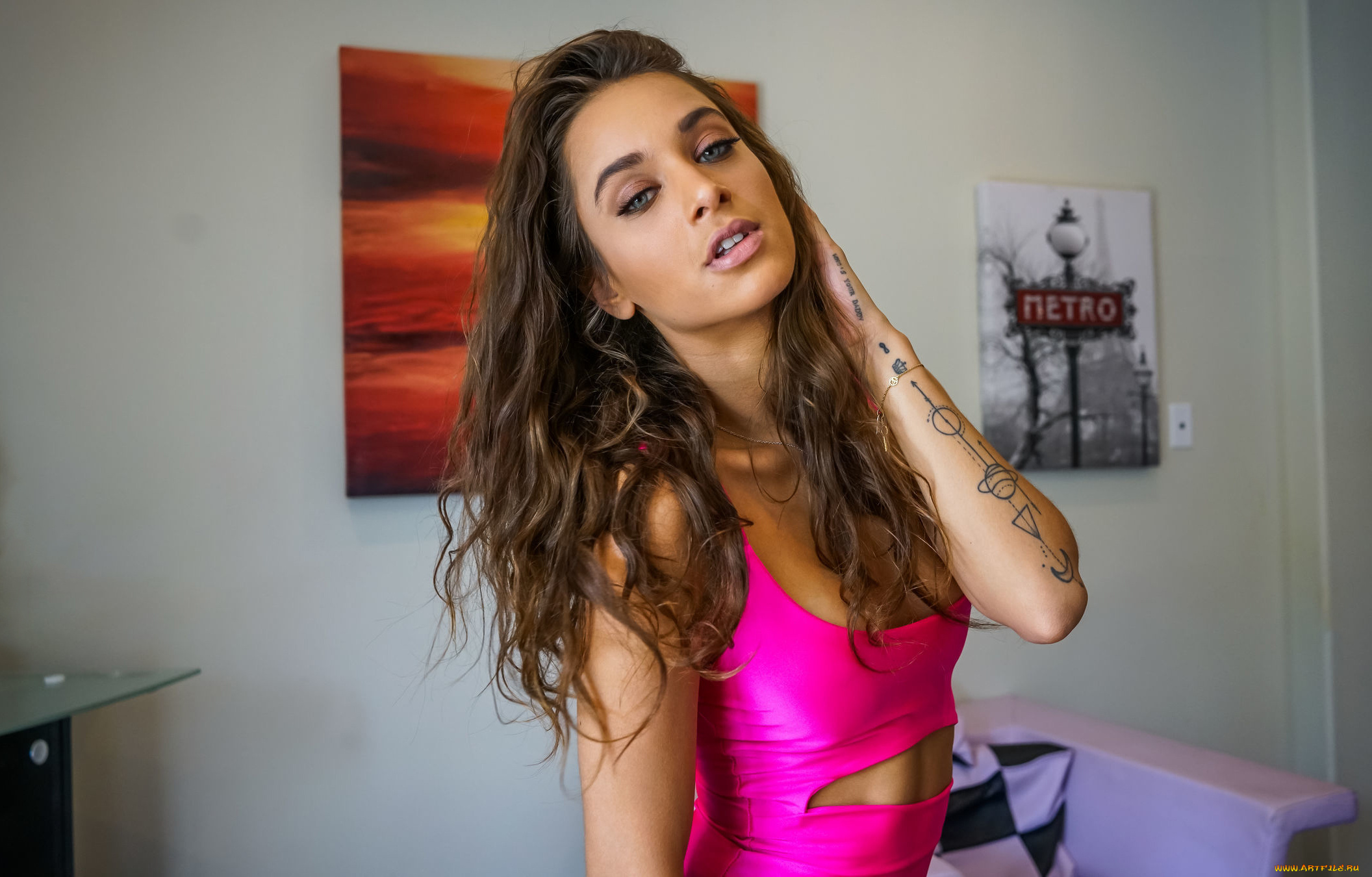 uma, jolie, девушки, uma, jolie, , madeline, clarck, макияж, красотка, взгляд, поза, шатенка, модель, девушка, uma, jolie