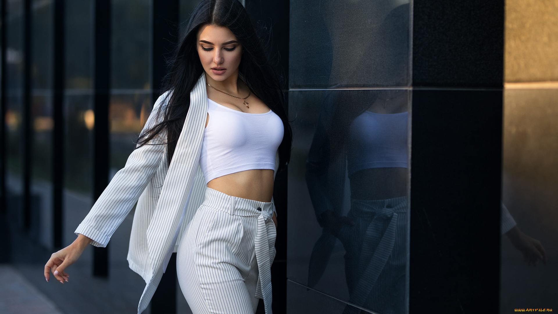 kristina, romanova, девушки, кристина, романова, kristina, romanova, кристина, романова, девушка, красотка, брюнетка, стройная, сексуальная, взгляд, поза, причёска, макияж, флирт, фигура, белый, красавица