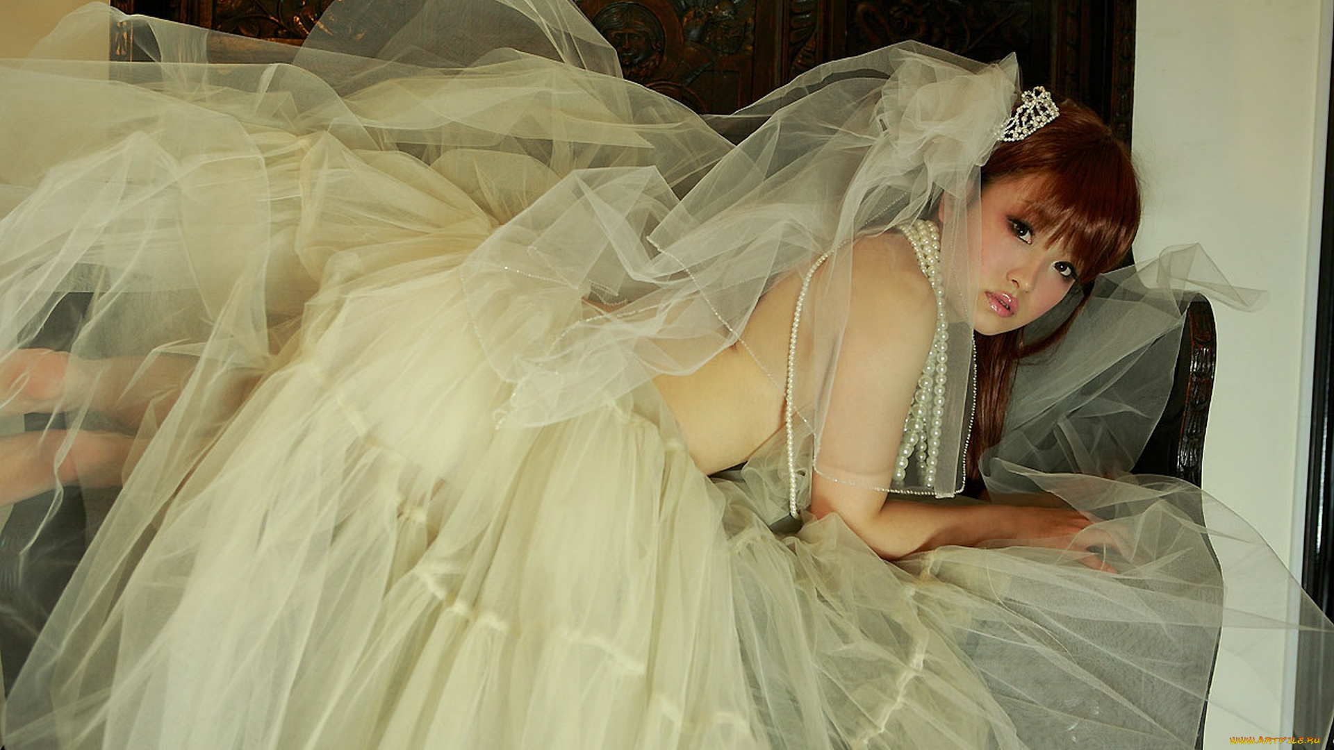 девушки, -, невесты, азиатка, невеста, свадебное, платье, поза, бусы, фата, misaki, saijo