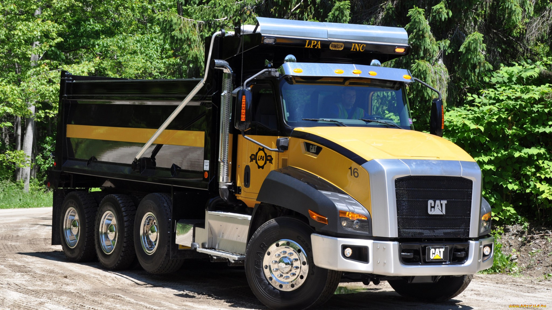 автомобили, грузовики, caterpillar