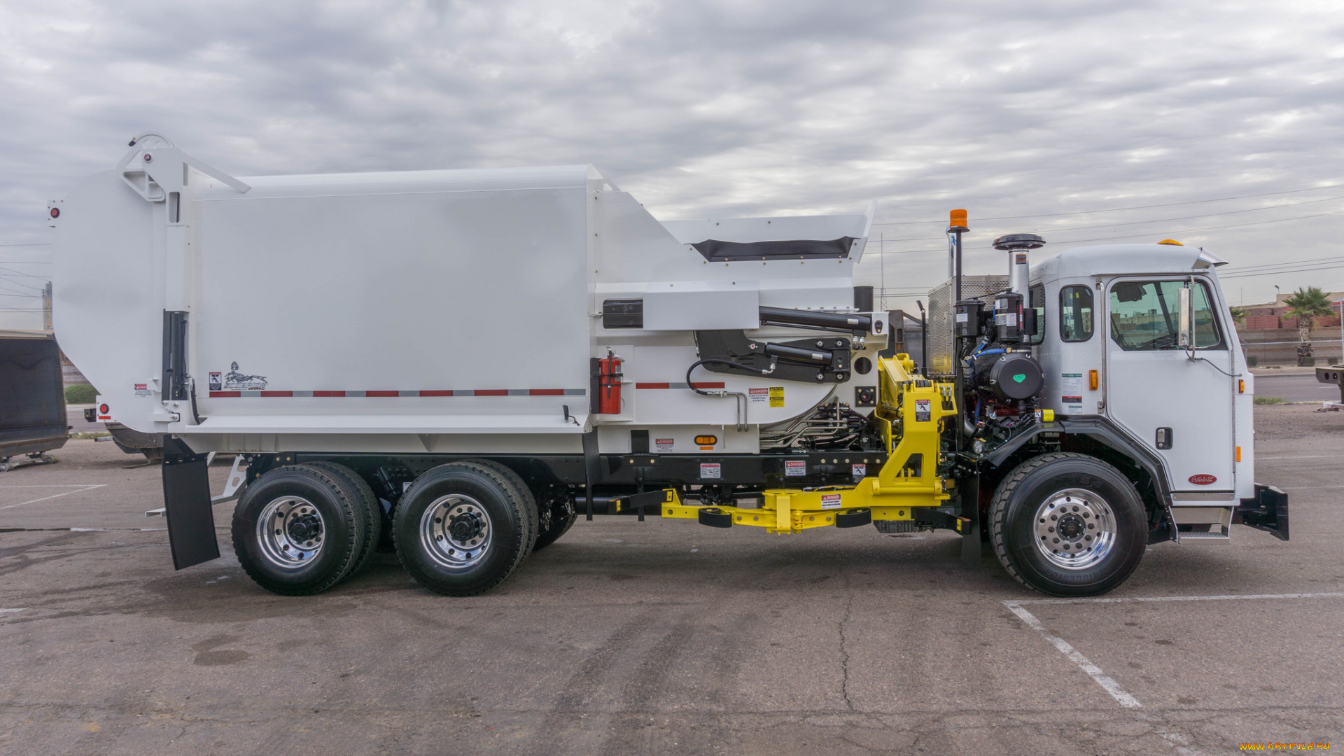 автомобили, мусоровозы, мусорщик