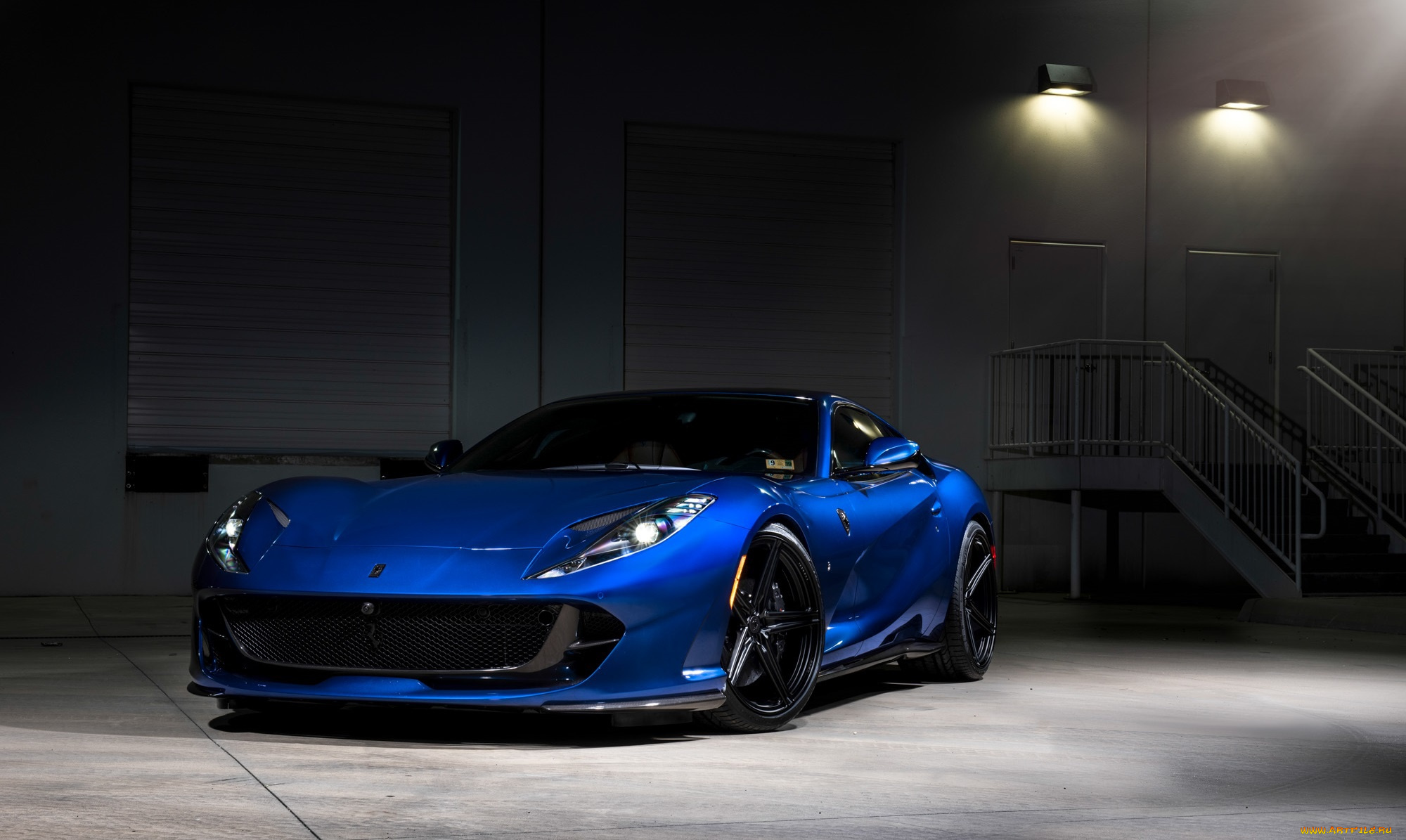 автомобили, ferrari, феррари, синий, лестницы