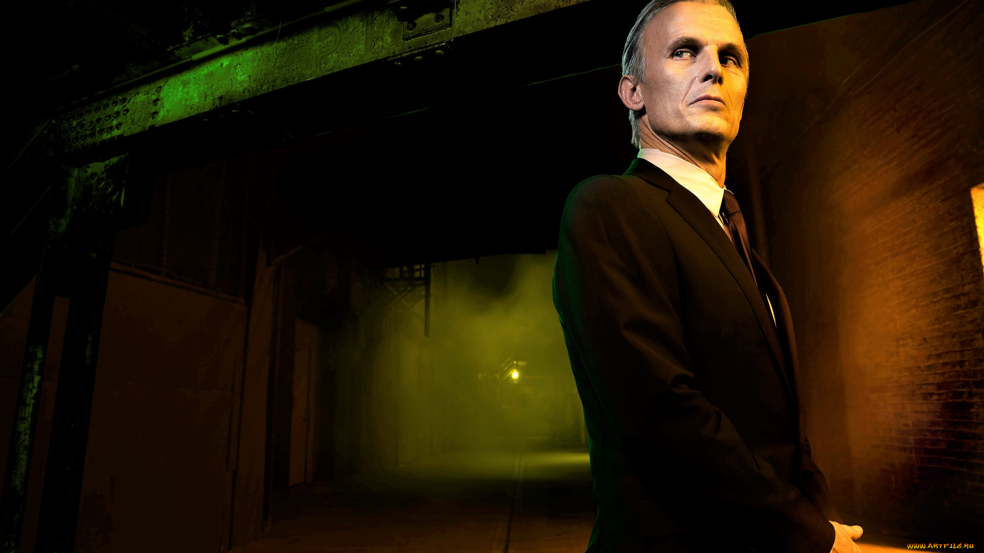 кино, фильмы, the, strain, мужчина, пиджак, подвал