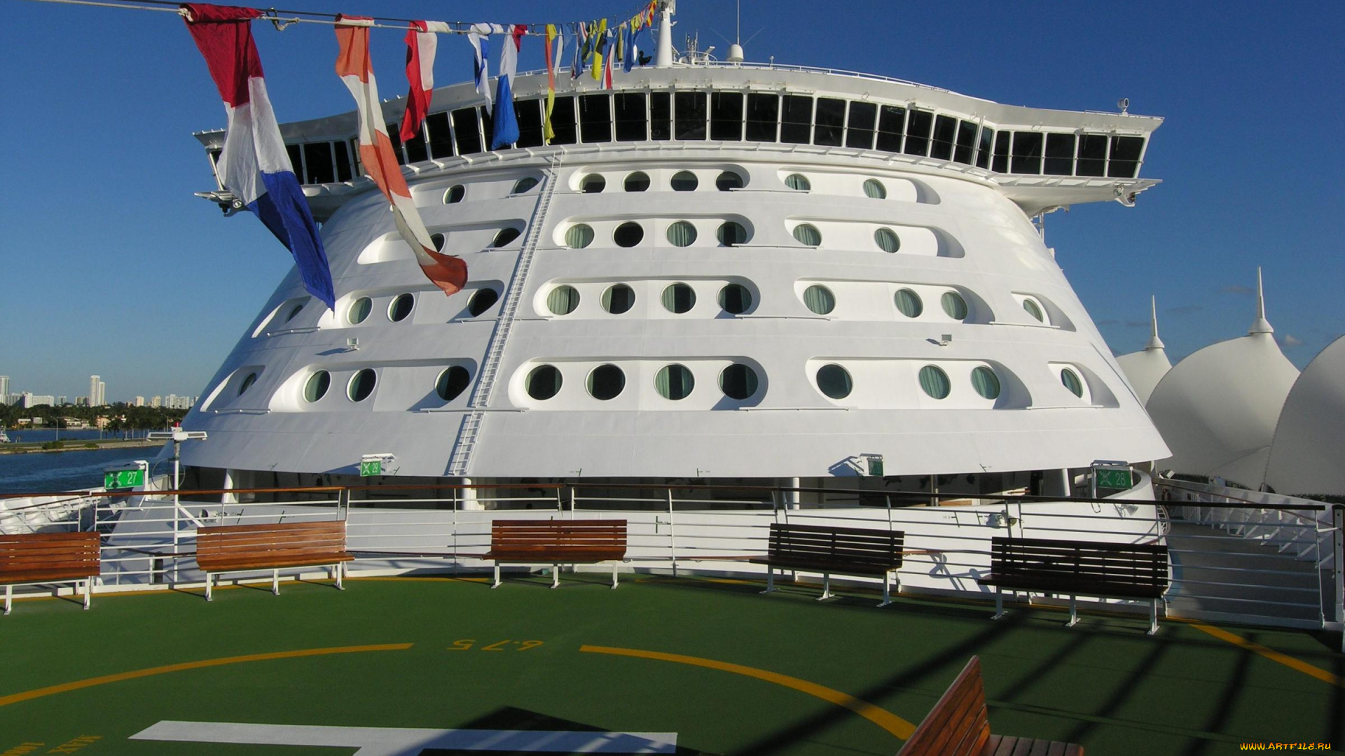 корабли, лайнеры