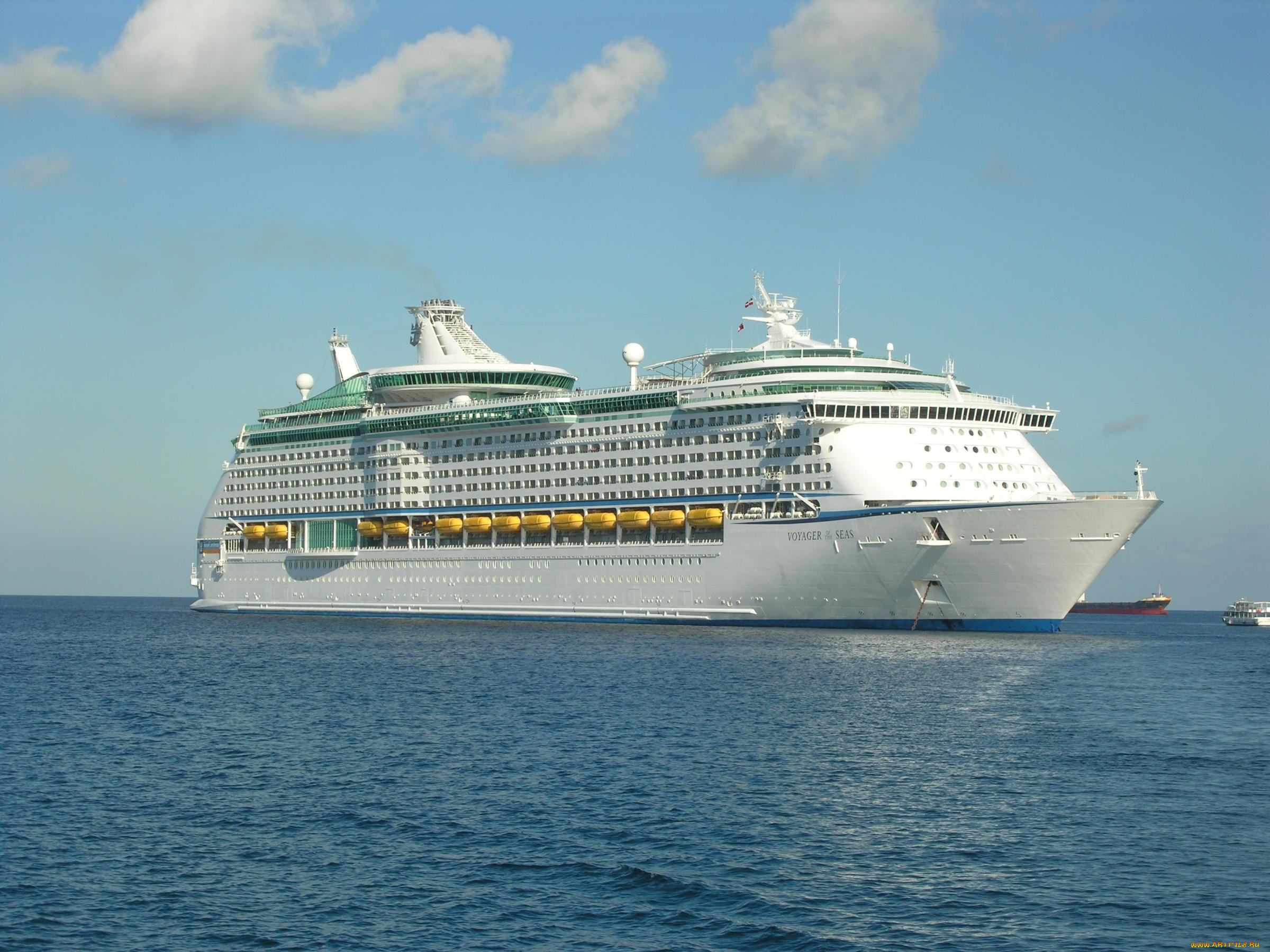 корабли, лайнеры