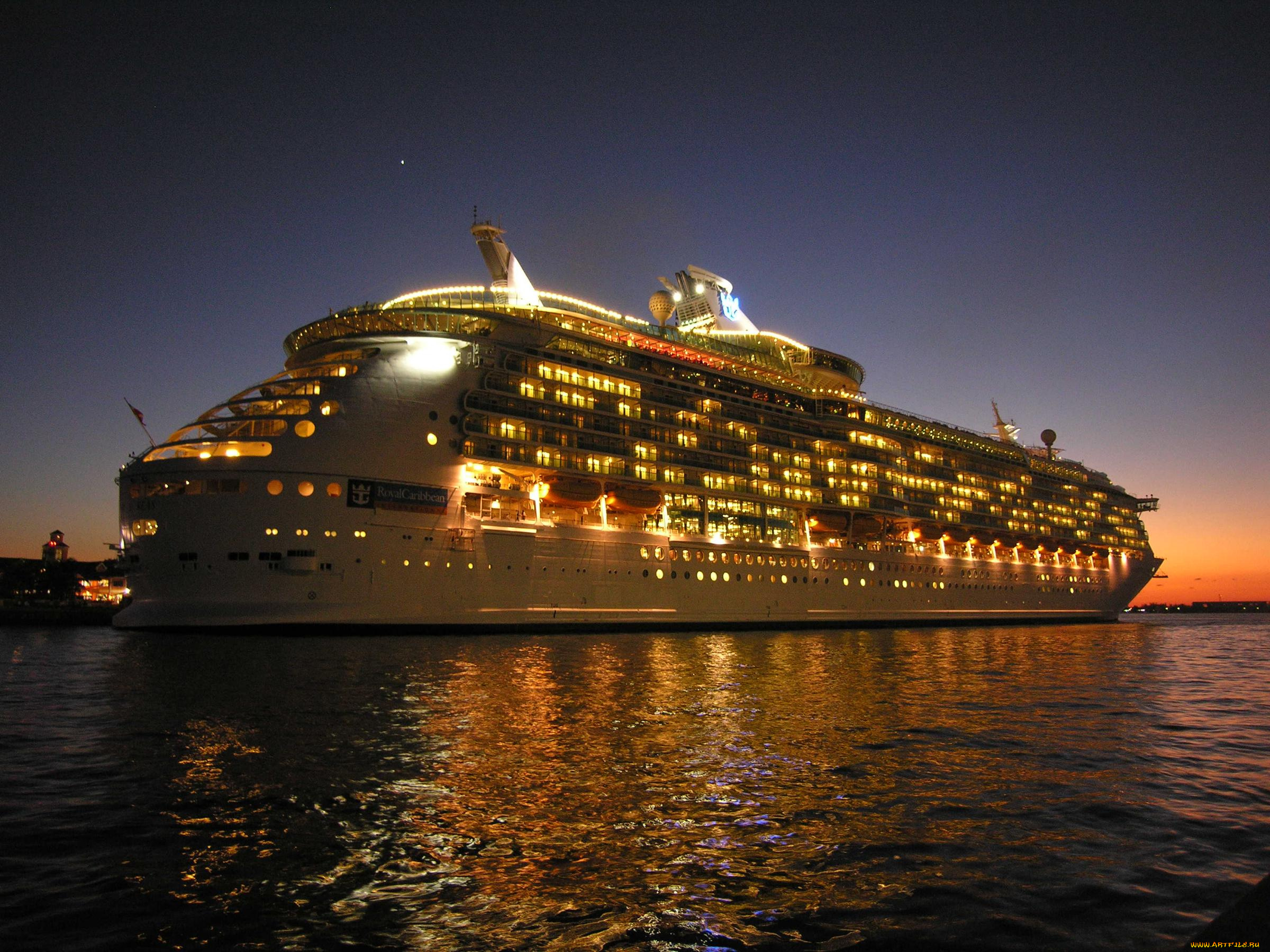 корабли, лайнеры