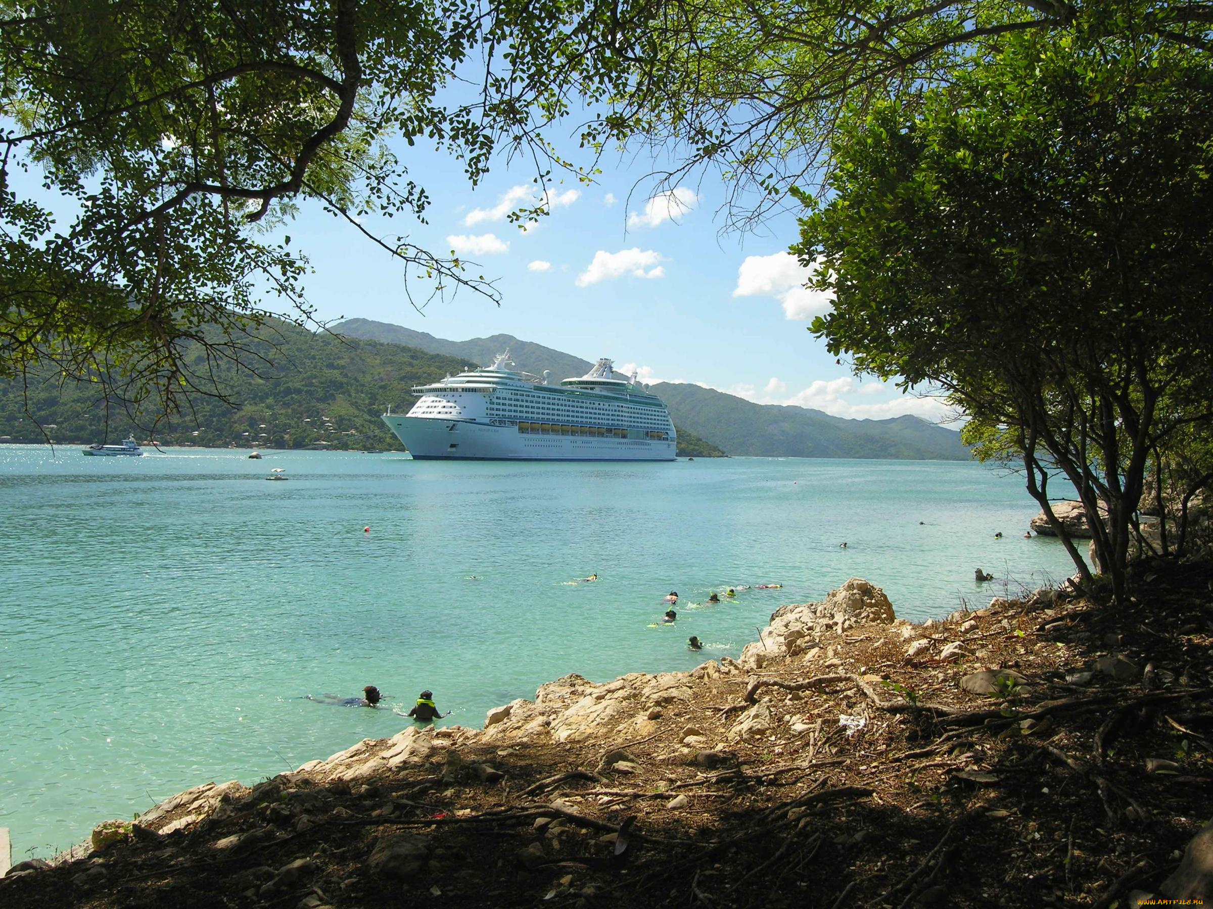 корабли, лайнеры