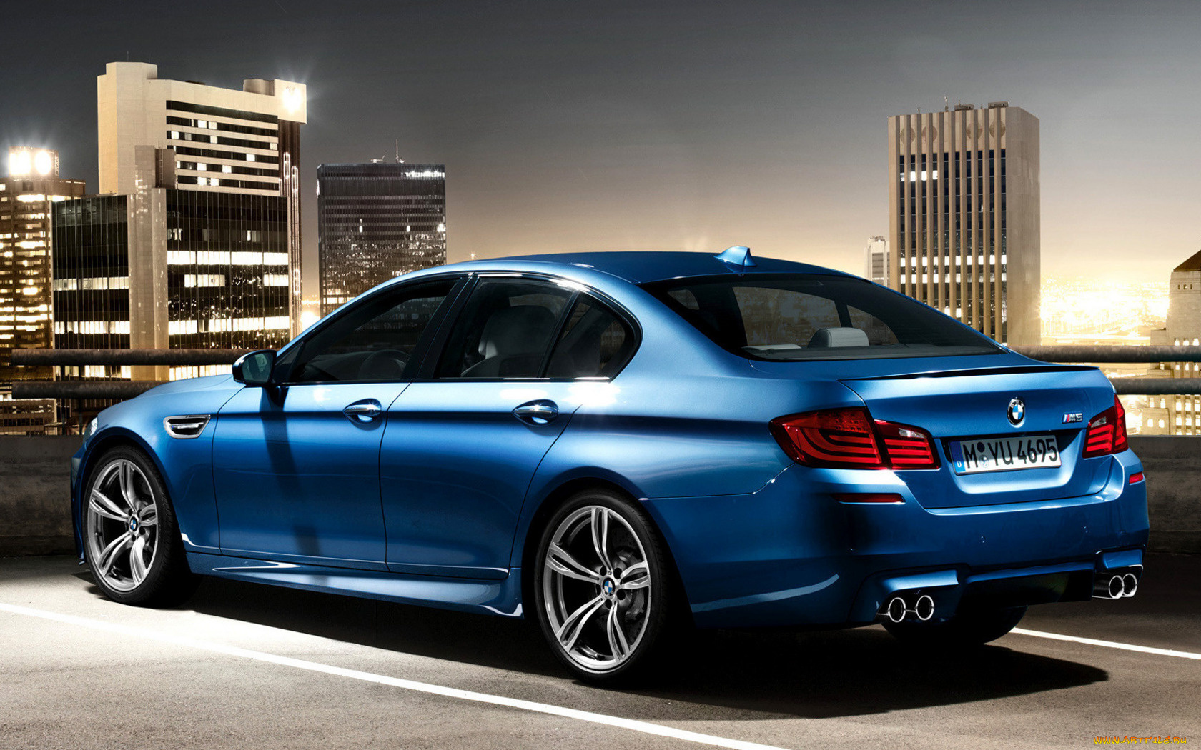 bmw, m5, автомобили, синий, парковка, здания, дома