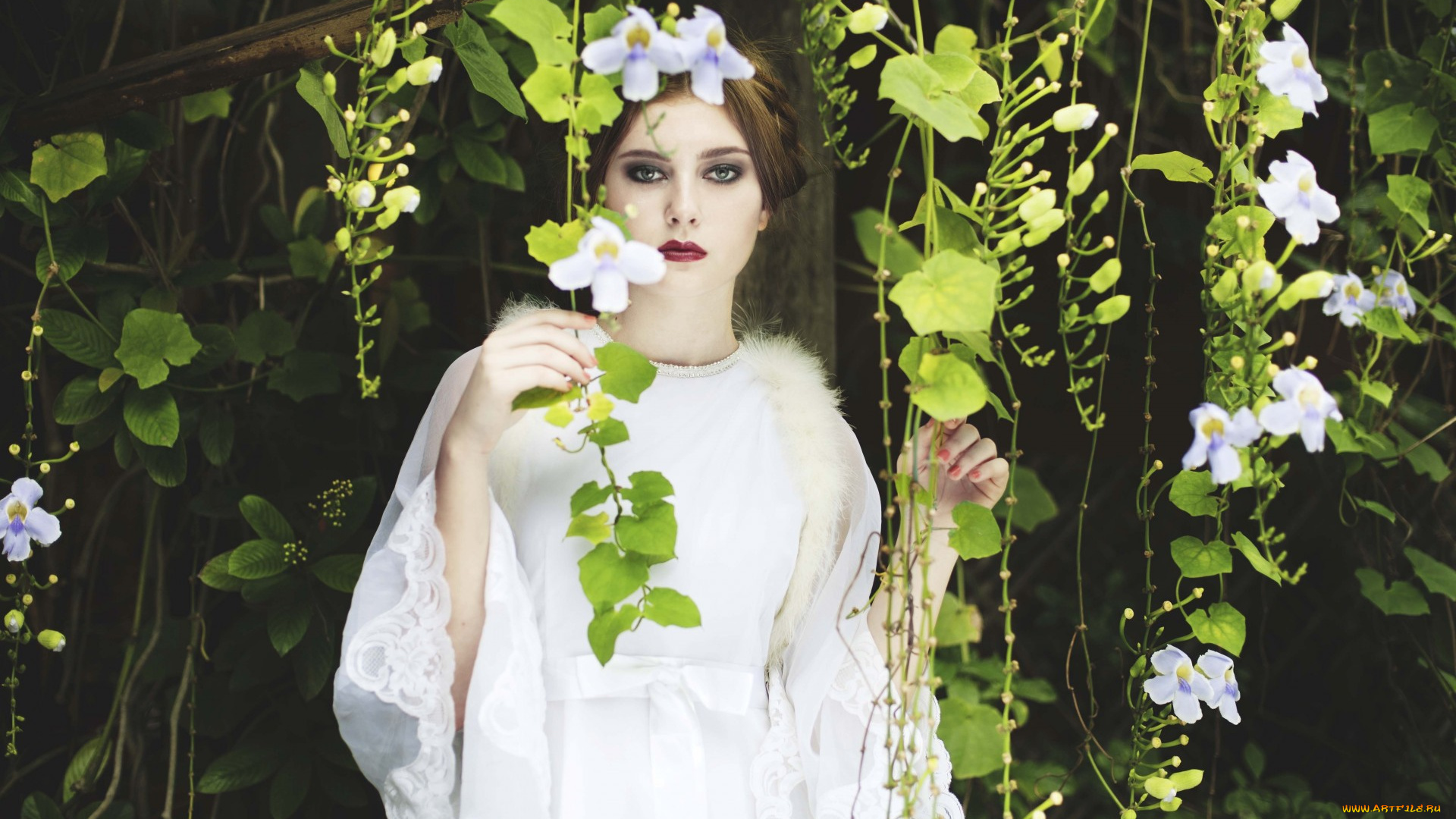 девушки, -unsort, , брюнетки, , шатенки, белое, платье, цветы, девушка, красота, лианы