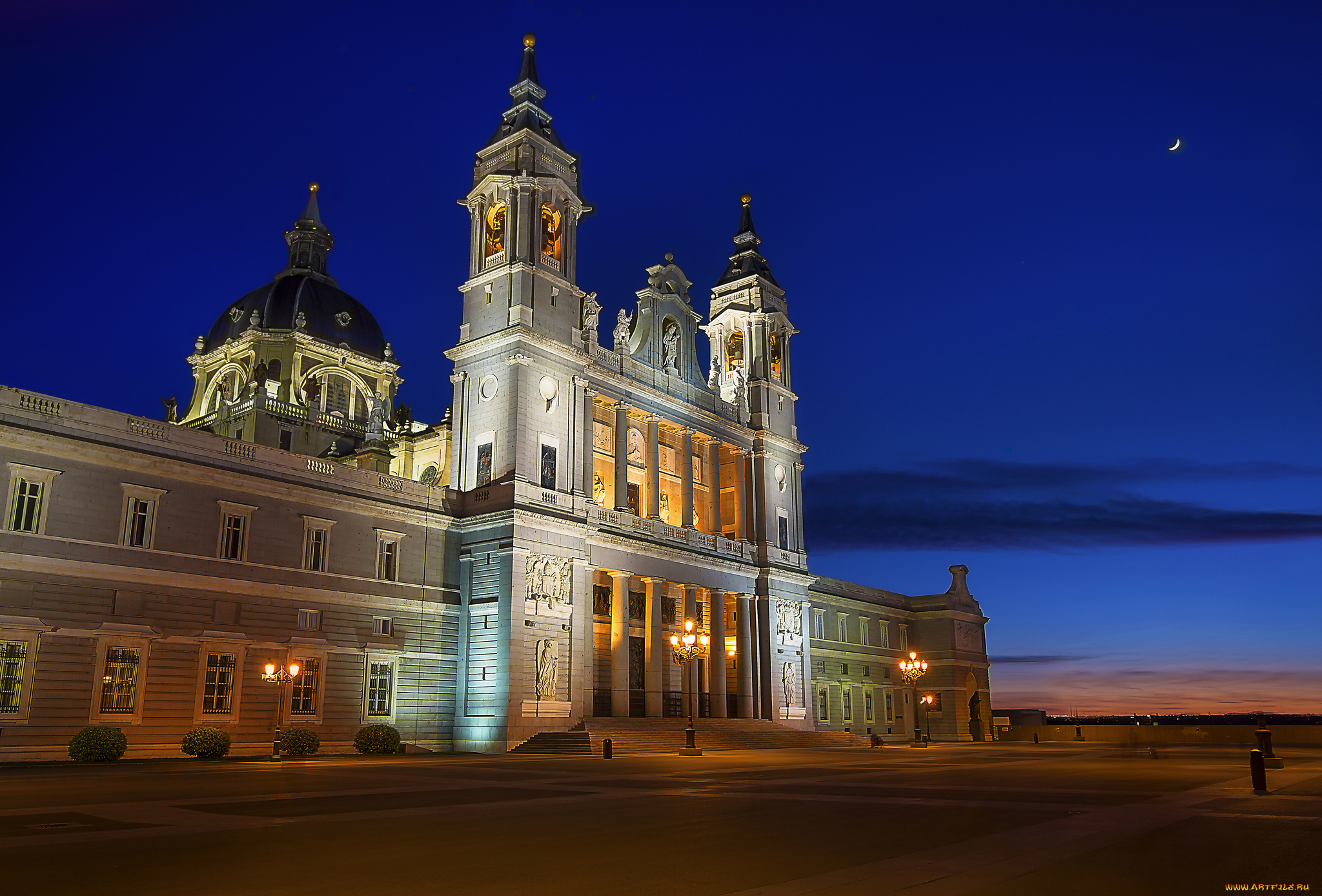 almudena, cathedral, города, -, католические, соборы, , костелы, , аббатства, огни, собор, площадь, ночь