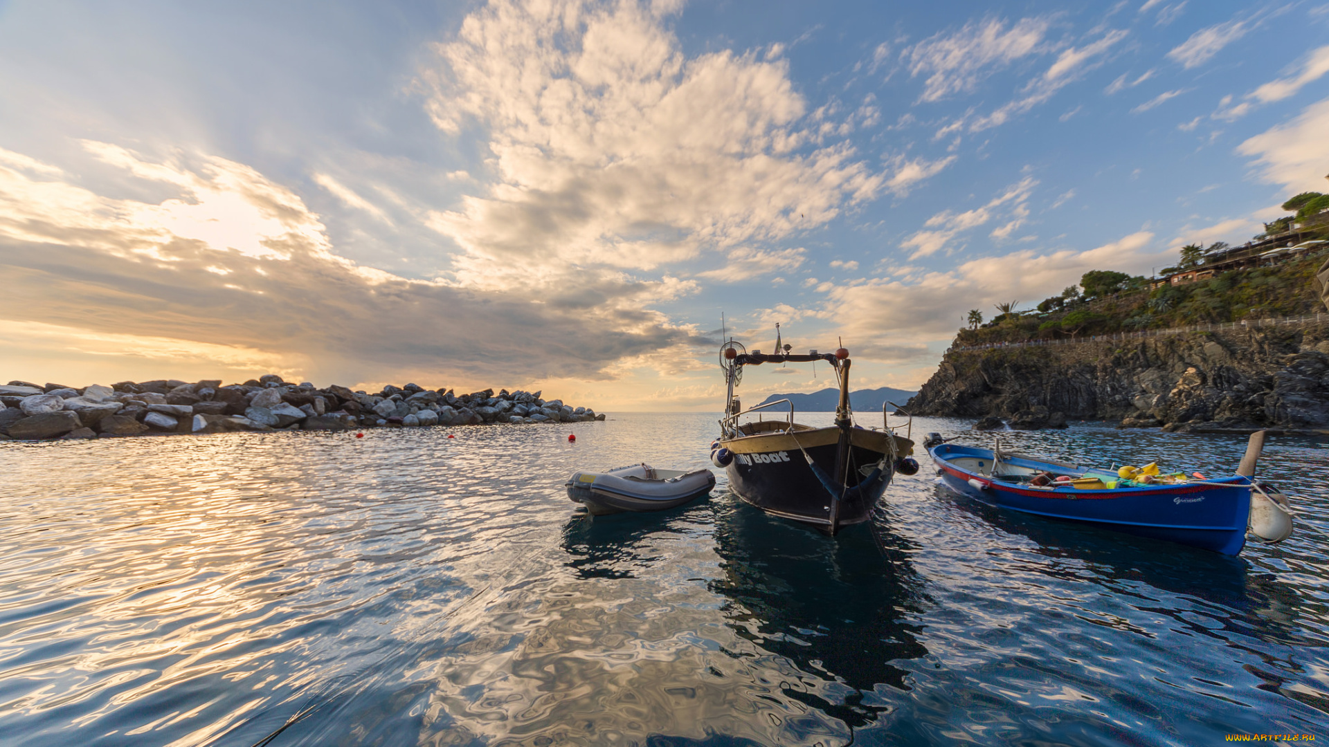 корабли, разные, вместе, река, лес